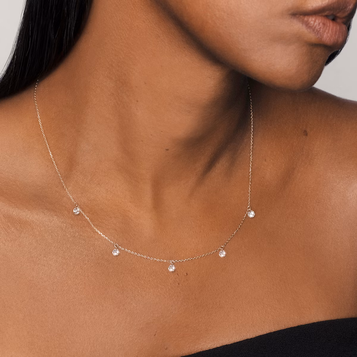 Floating Station Necklace | Round Brilliant | 14k | Yellow Gold | diamondCount: 5 | diamondSize: original | chainLength: 16-18