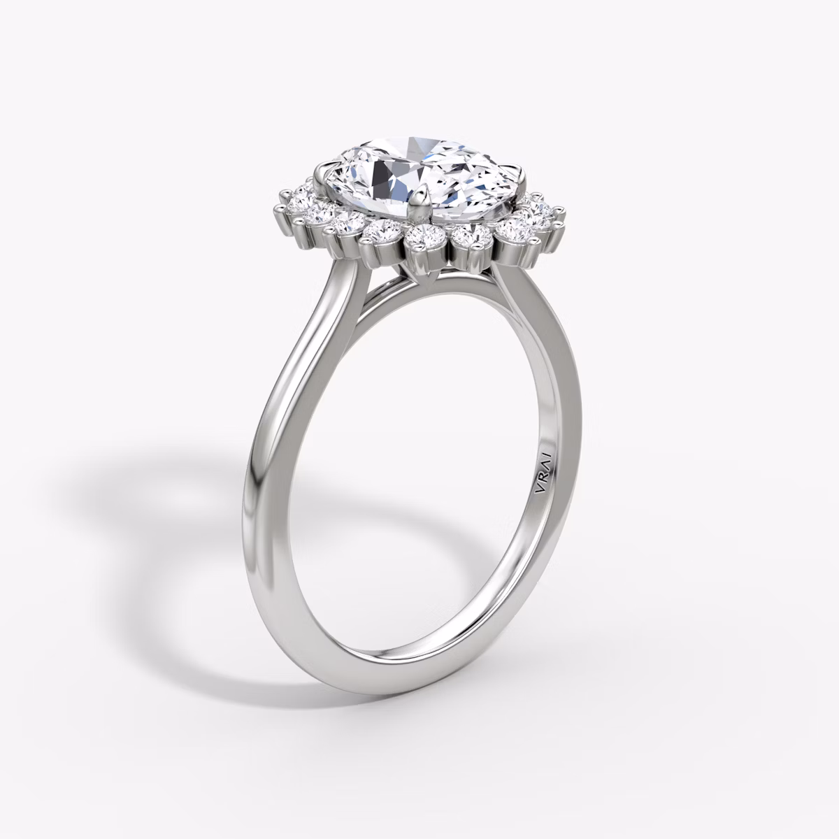 The Floral Cathedral | Oval | 18k | White Gold | bandAccent: Plain | diamondOrientation: vertical | caratWeight: other
