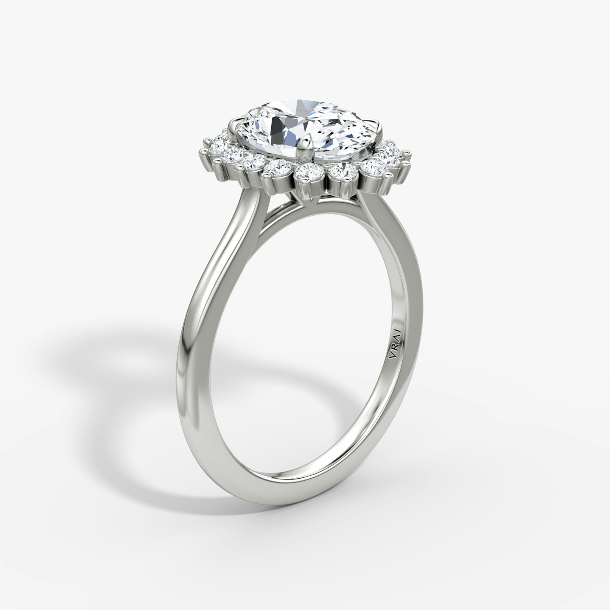 The Floral Cathedral | Oval | 18k | White Gold | bandAccent: Plain | diamondOrientation: vertical | caratWeight: other