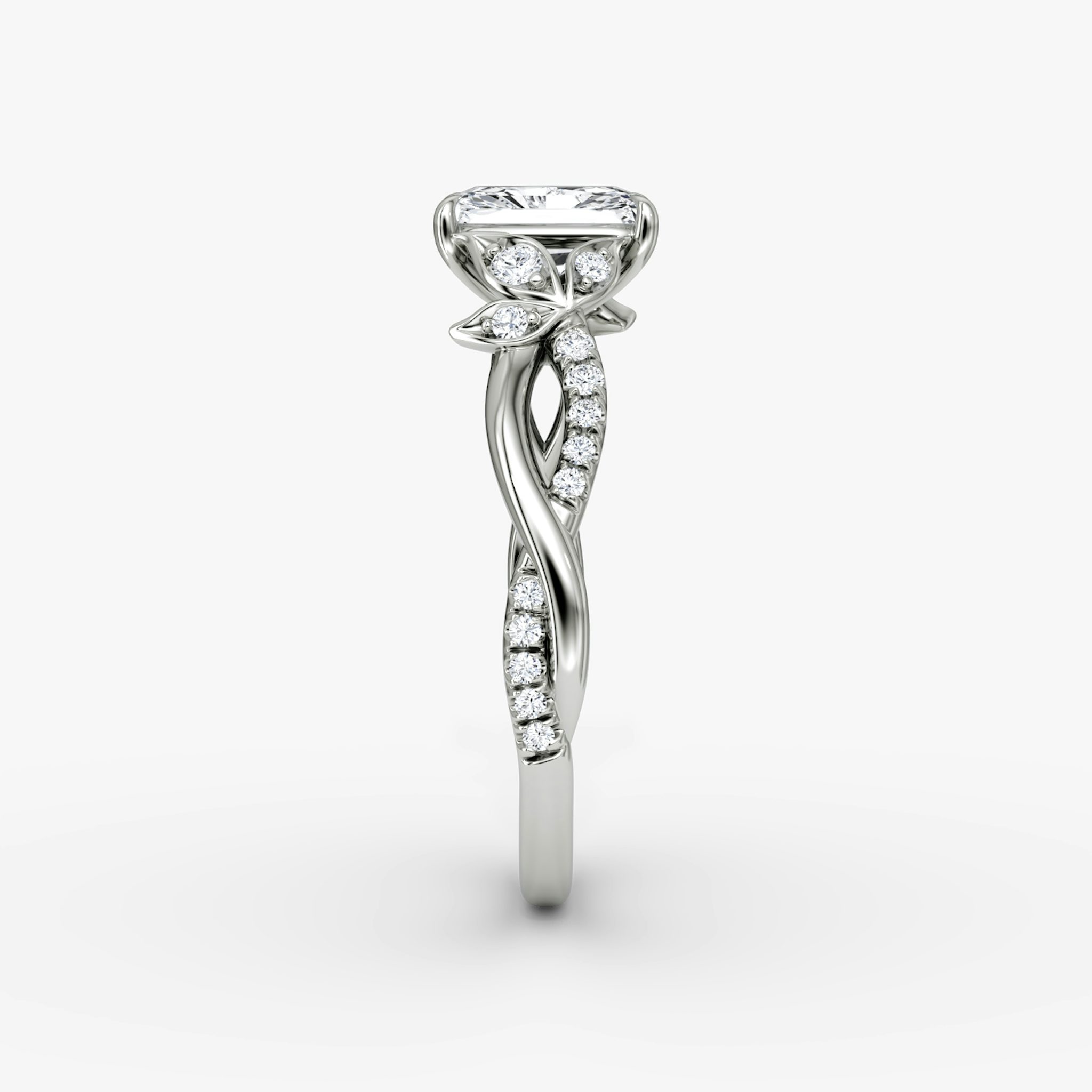 The Twisted Floral | Radiant | 18k | White Gold | bandAccent: Pavé | diamondOrientation: vertical | caratWeight: other