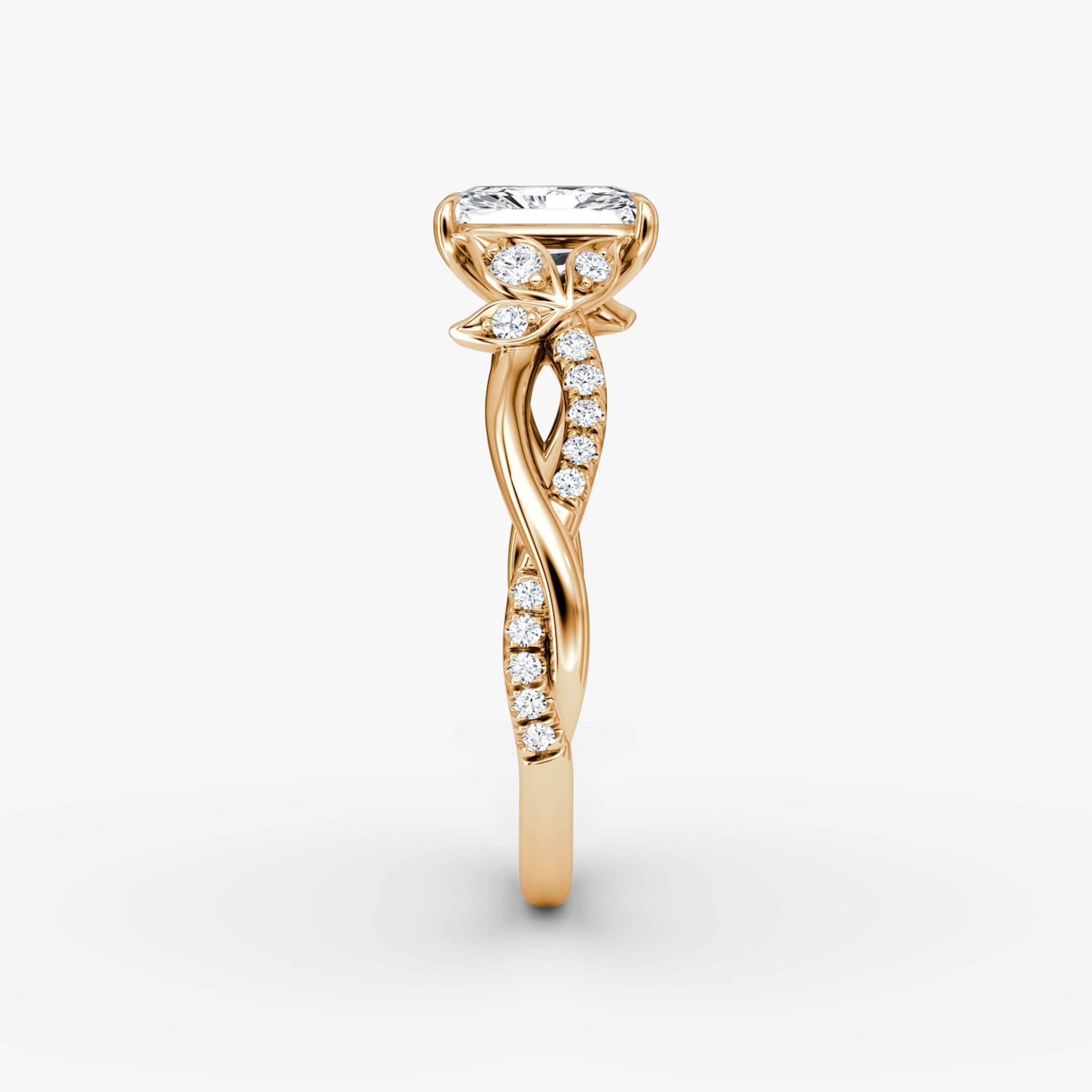 Twisted Floral | Radiant | 14k | Roségold | bandAccent: Mit Pavé-Besatz | diamondOrientation: vertical | caratWeight: other