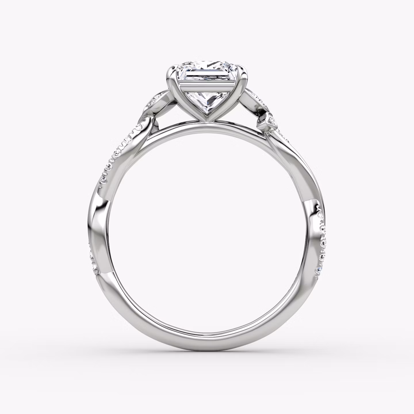 Anillo de compromiso Twisted Floral  | Princesa | Platino | bandAccent: Pavé | diamondOrientation: vertical | caratWeight: other