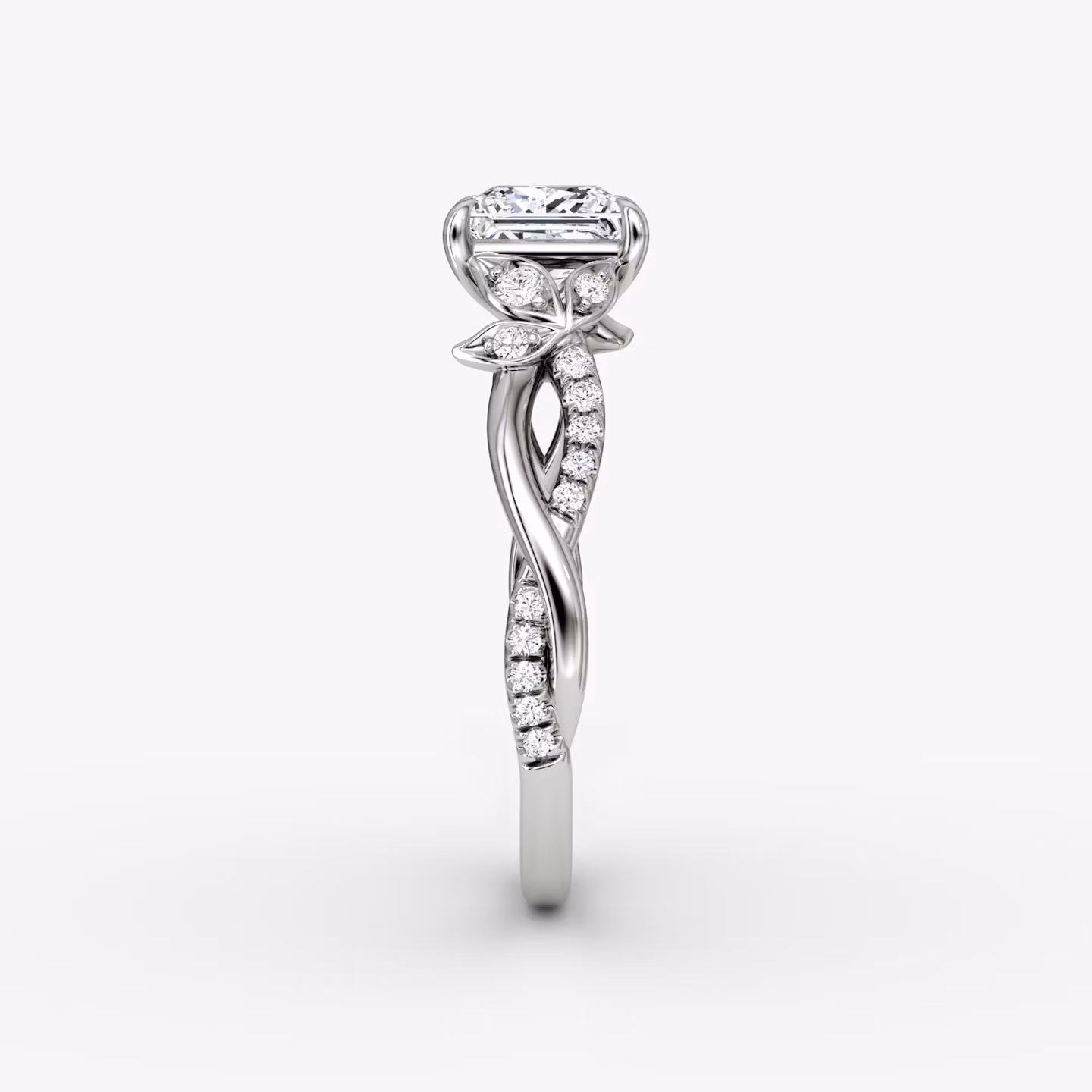 Anillo de compromiso Twisted Floral  | Princesa | Platino | bandAccent: Pavé | diamondOrientation: vertical | caratWeight: other
