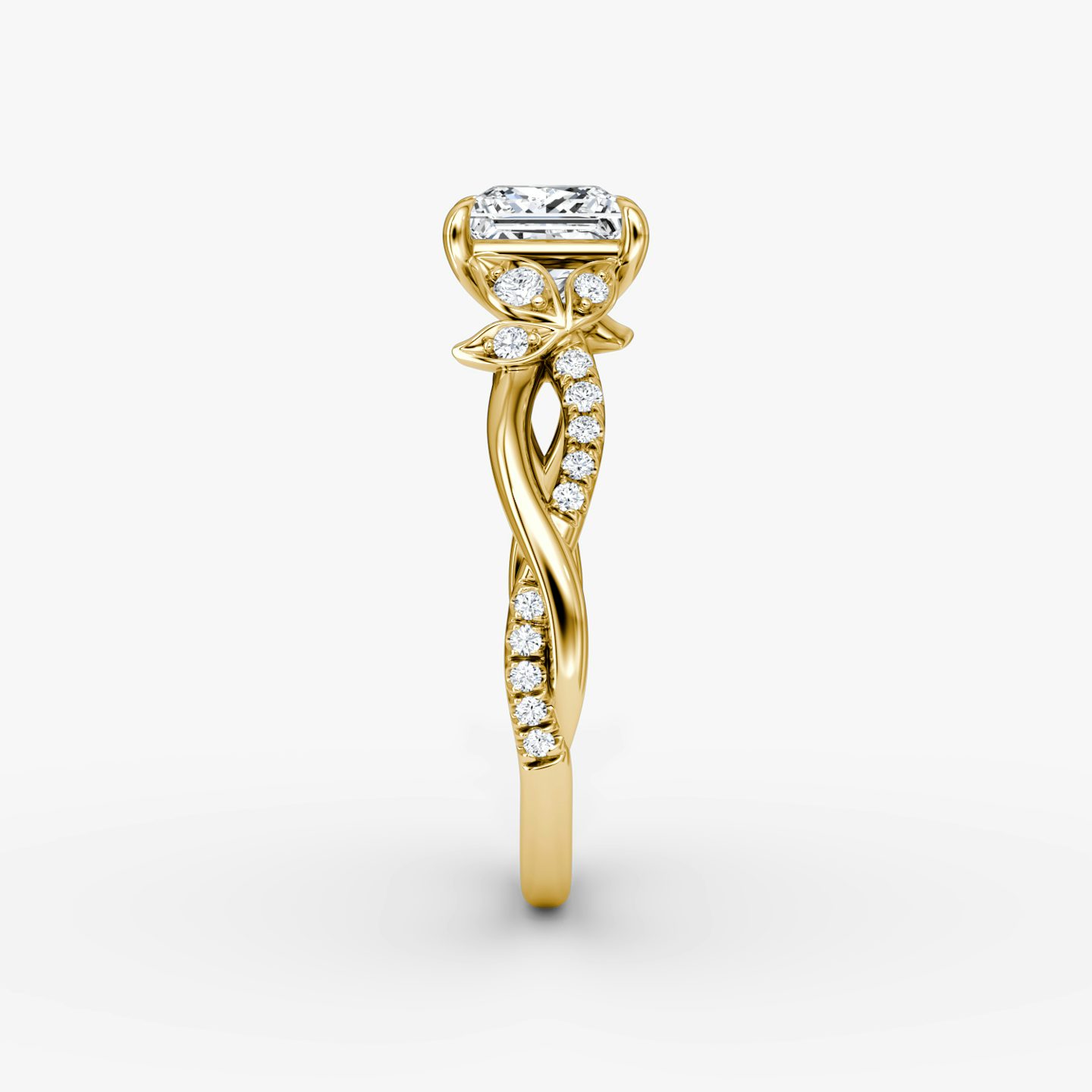 The Twisted Floral | Princess | 18k | Yellow Gold | bandAccent: Pavé | diamondOrientation: vertical | caratWeight: other