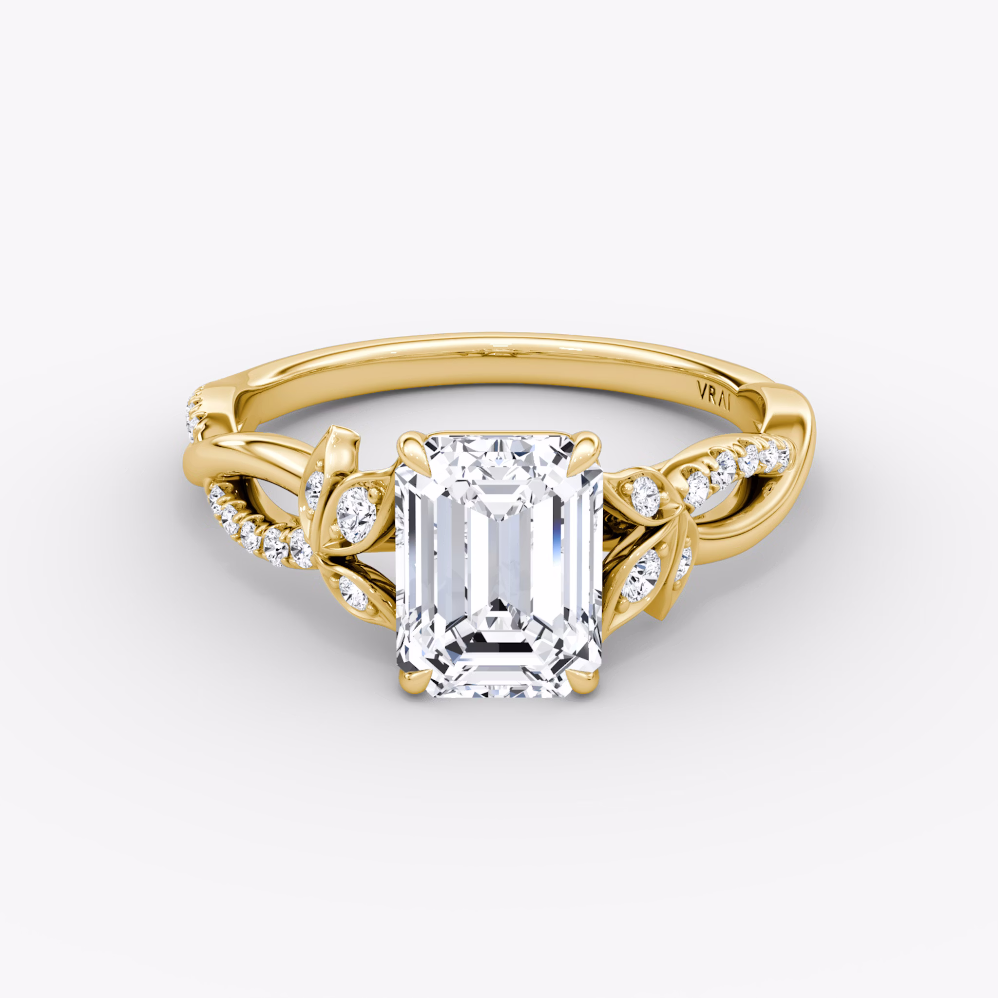 The Twisted Floral | Emerald | 18k | Yellow Gold | bandAccent: Pavé | diamondOrientation: vertical | caratWeight: other