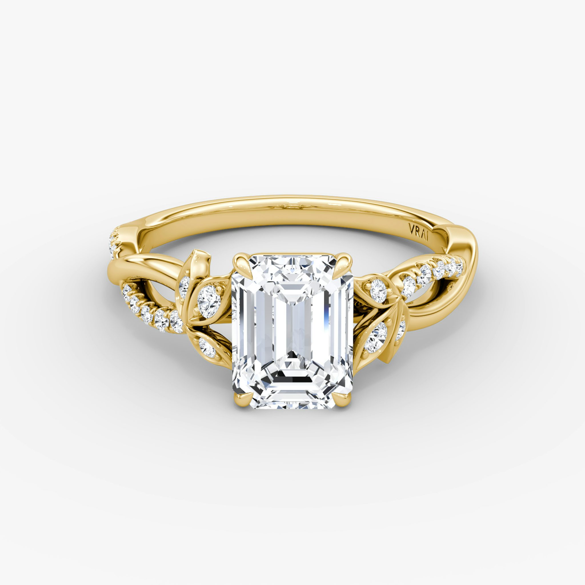 The Twisted Floral | Emerald | 18k | Yellow Gold | bandAccent: Pavé | diamondOrientation: vertical | caratWeight: other