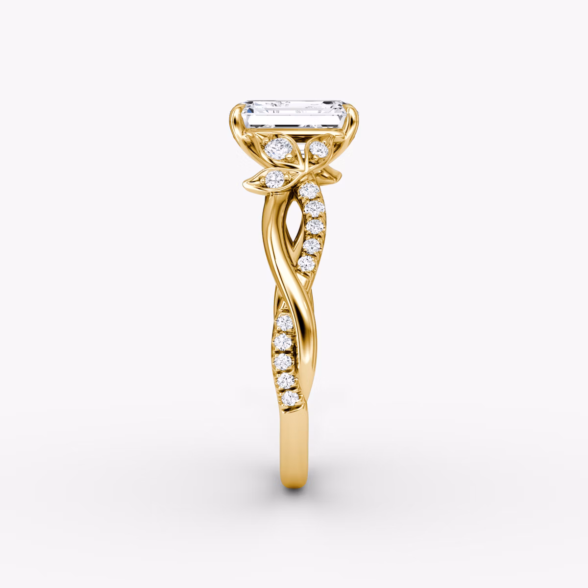 The Twisted Floral | Emerald | 18k | Yellow Gold | bandAccent: Pavé | diamondOrientation: vertical | caratWeight: other