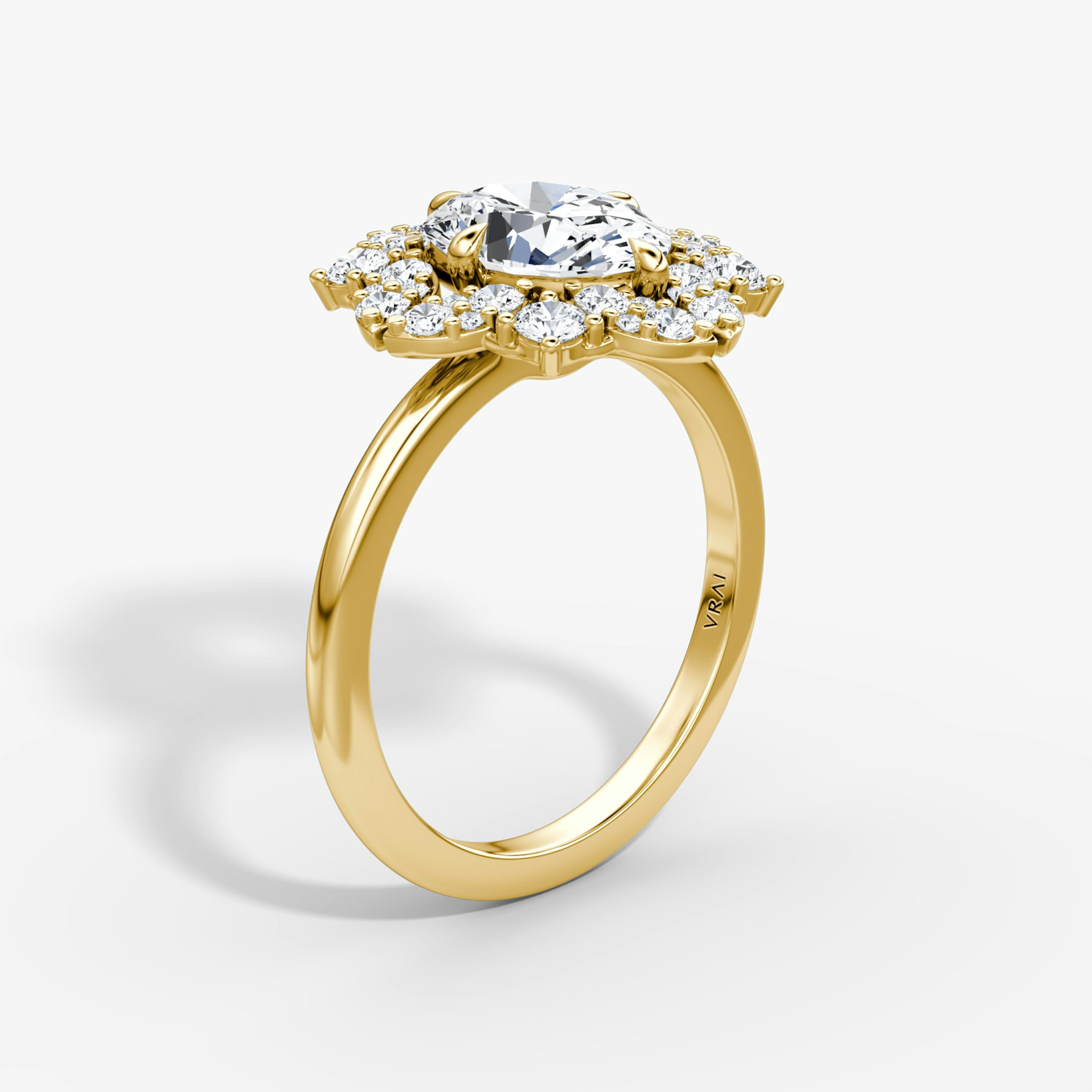 The Carnation | Oval | 18k | Yellow Gold | bandAccent: Plain | diamondOrientation: vertical | caratWeight: other