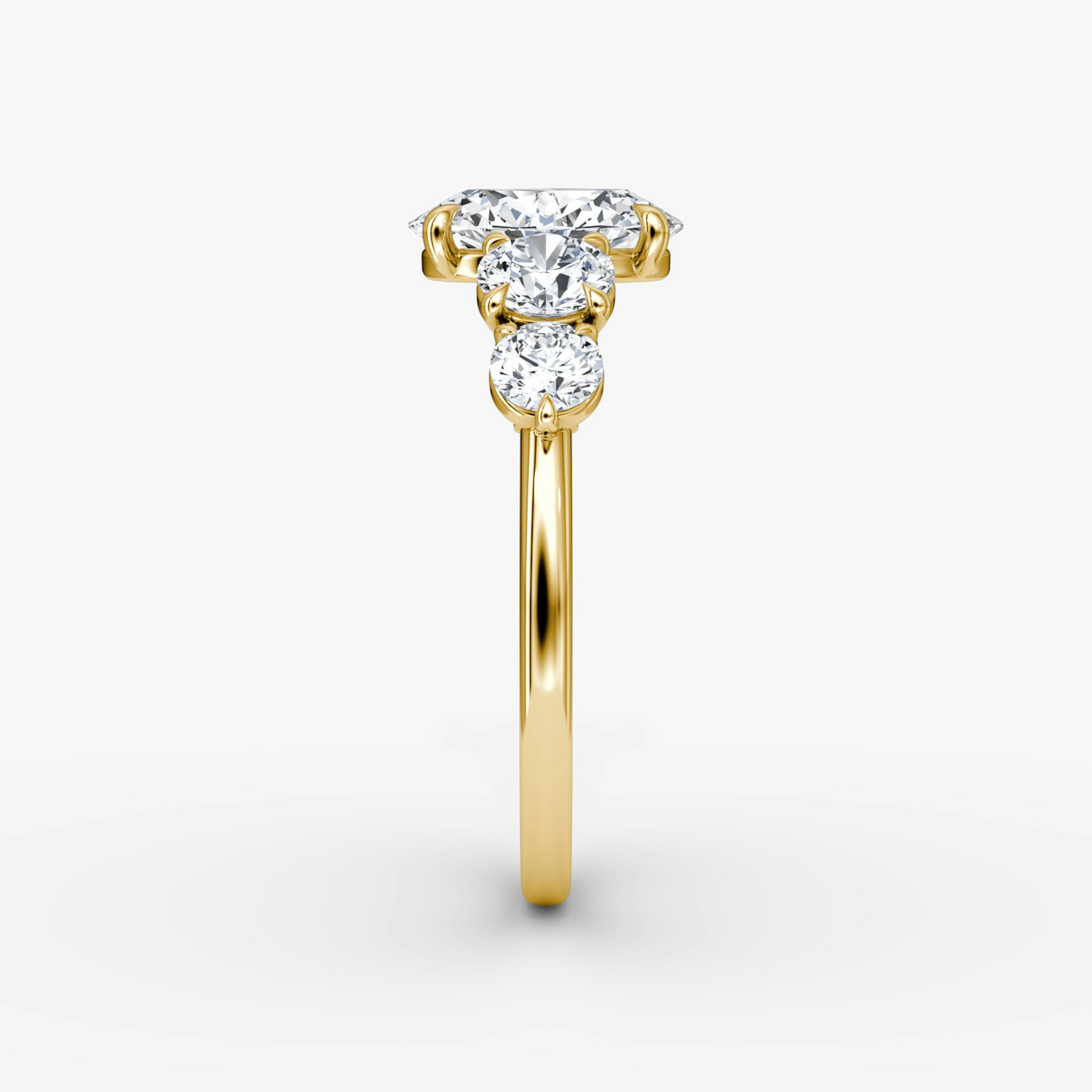 The Signature Five Stone | Oval | 18k | Yellow Gold | bandAccent: Plain | diamondOrientation: vertical | caratWeight: other