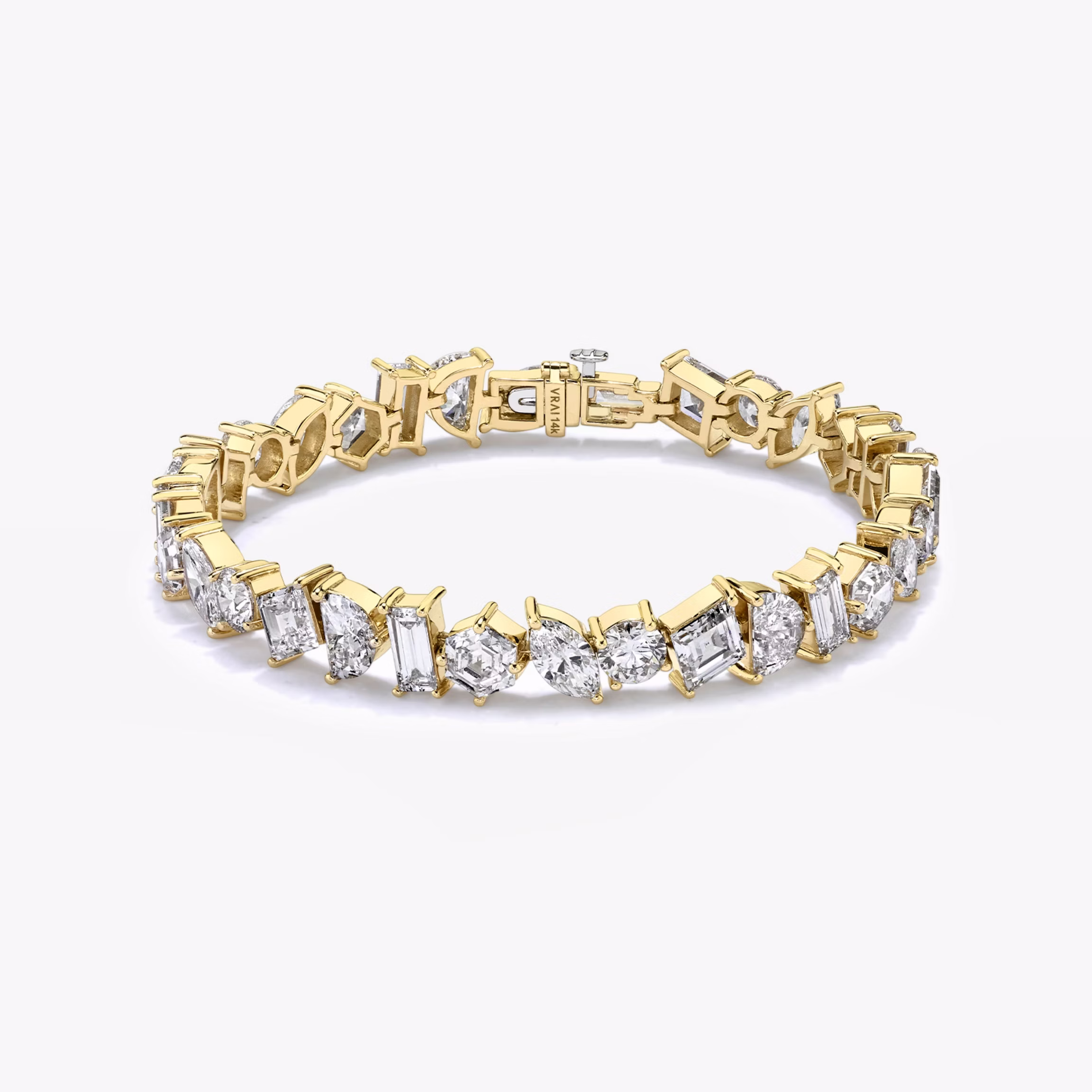 An image of the Illuminate Bracelet in gold.