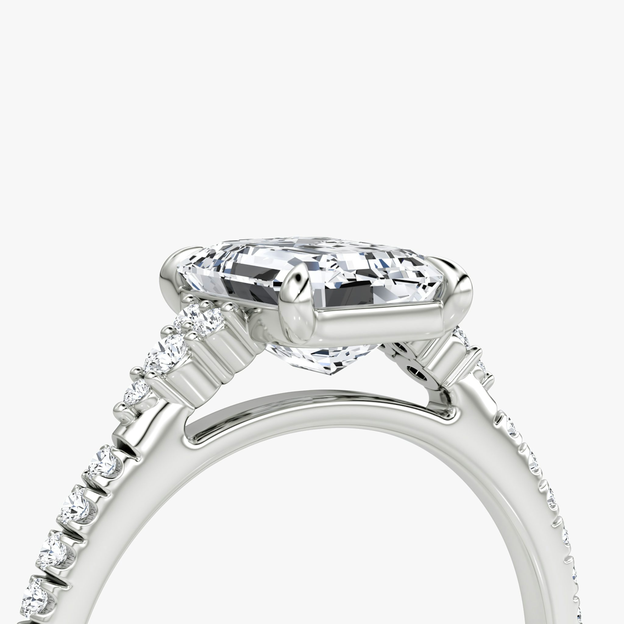 The Side Cluster Cathedral | Emerald | 18k | White Gold | bandAccent: Pavé | diamondOrientation: vertical | caratWeight: other