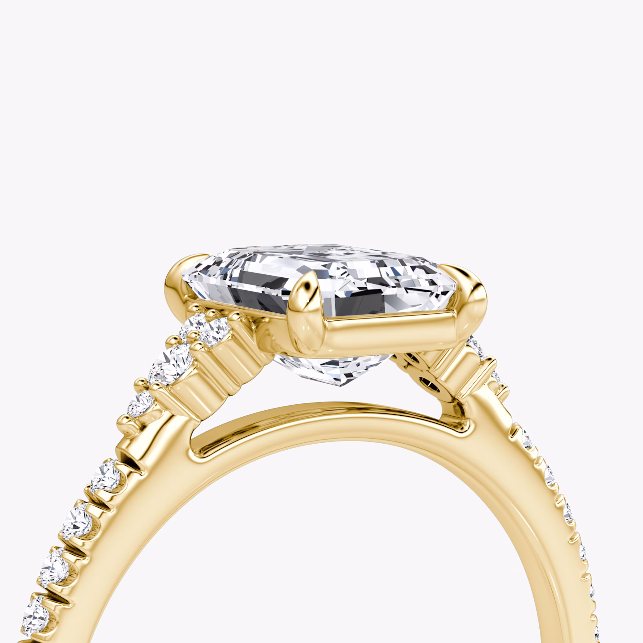 The Side Cluster Cathedral | Emerald | 18k | Yellow Gold | bandAccent: Pavé | diamondOrientation: vertical | caratWeight: other