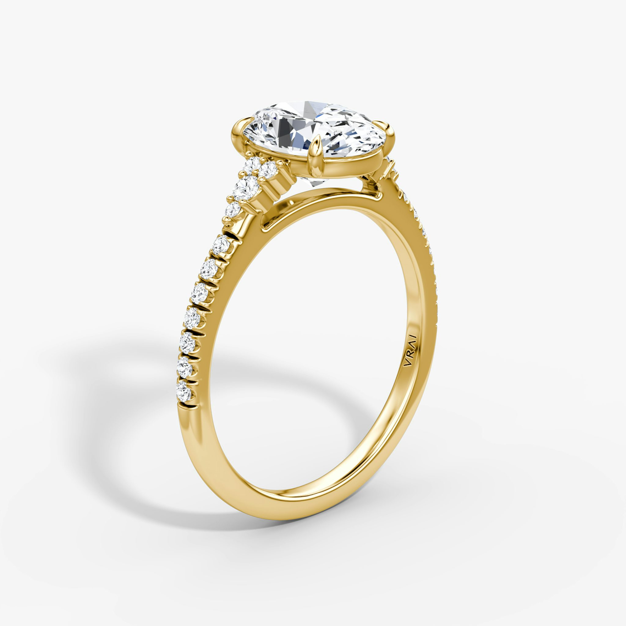The Side Cluster Cathedral | Oval | 18k | Yellow Gold | bandAccent: Pavé | diamondOrientation: vertical | caratWeight: other