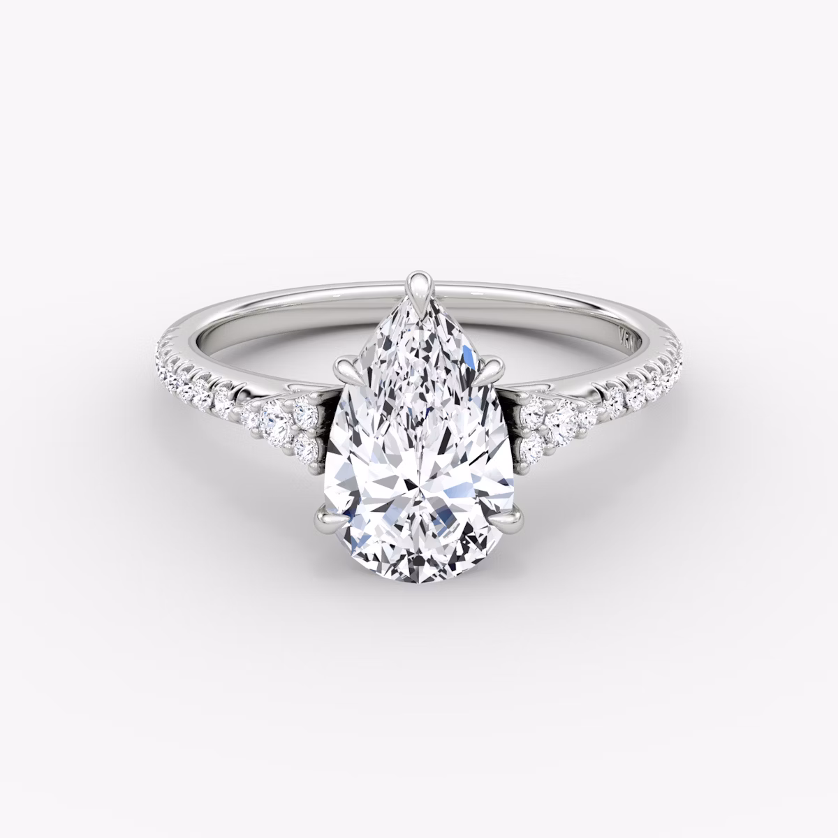 Side Cluster Cathedral | Tropfen | Platin | bandAccent: Mit Pavé-Besatz | diamondOrientation: vertical | caratWeight: other