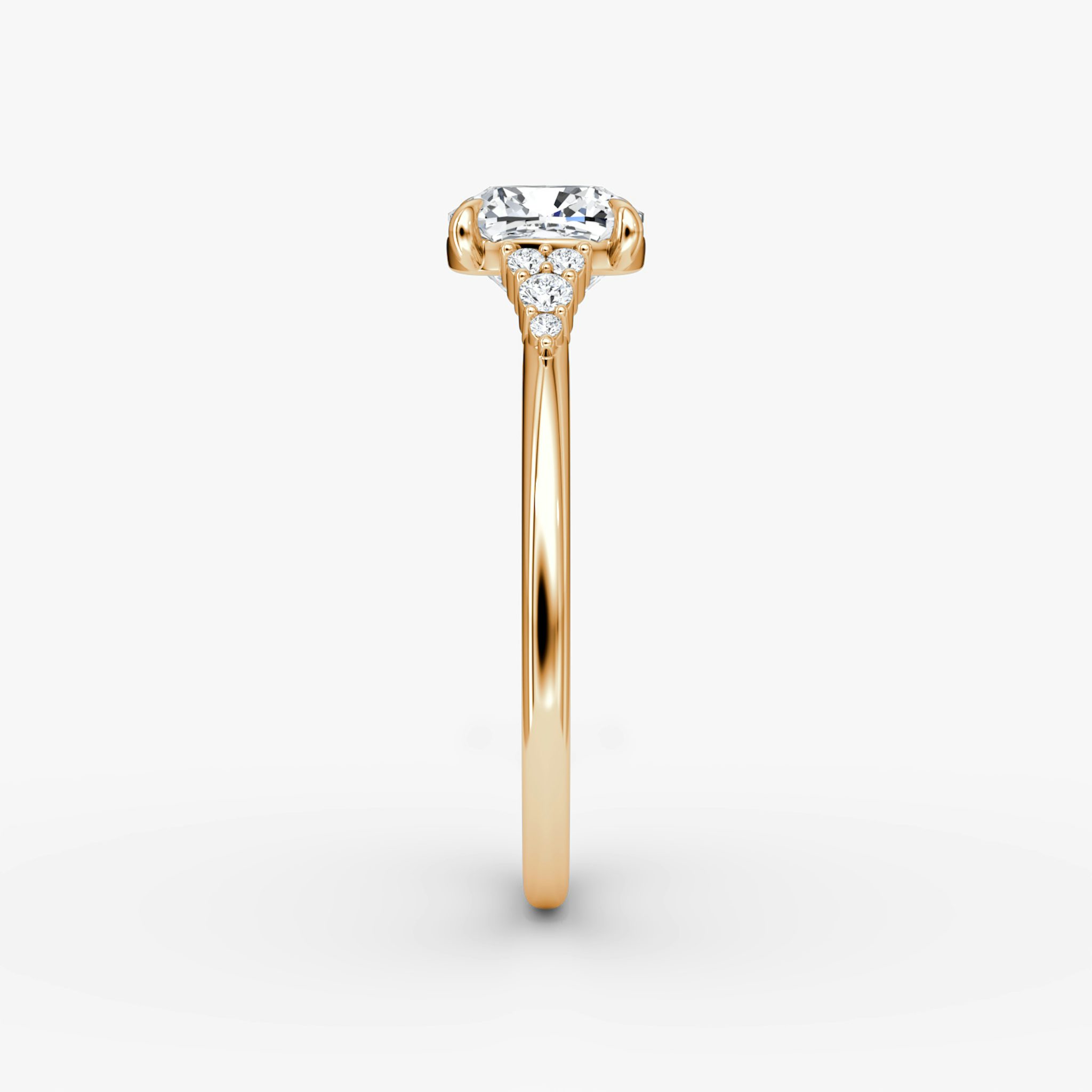 Side Cluster Cathedral | Cushion | 14k | Roségold | bandAccent: Ohne Pavé-Besatz | diamondOrientation: vertical | caratWeight: other