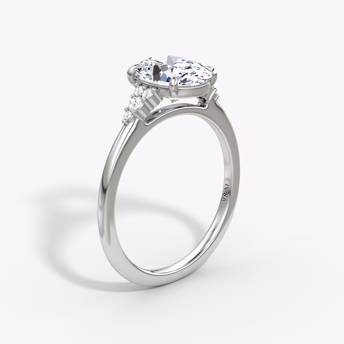 The Side Cluster Cathedral | Oval | Platinum | bandAccent: Plain | diamondOrientation: vertical | caratWeight: other