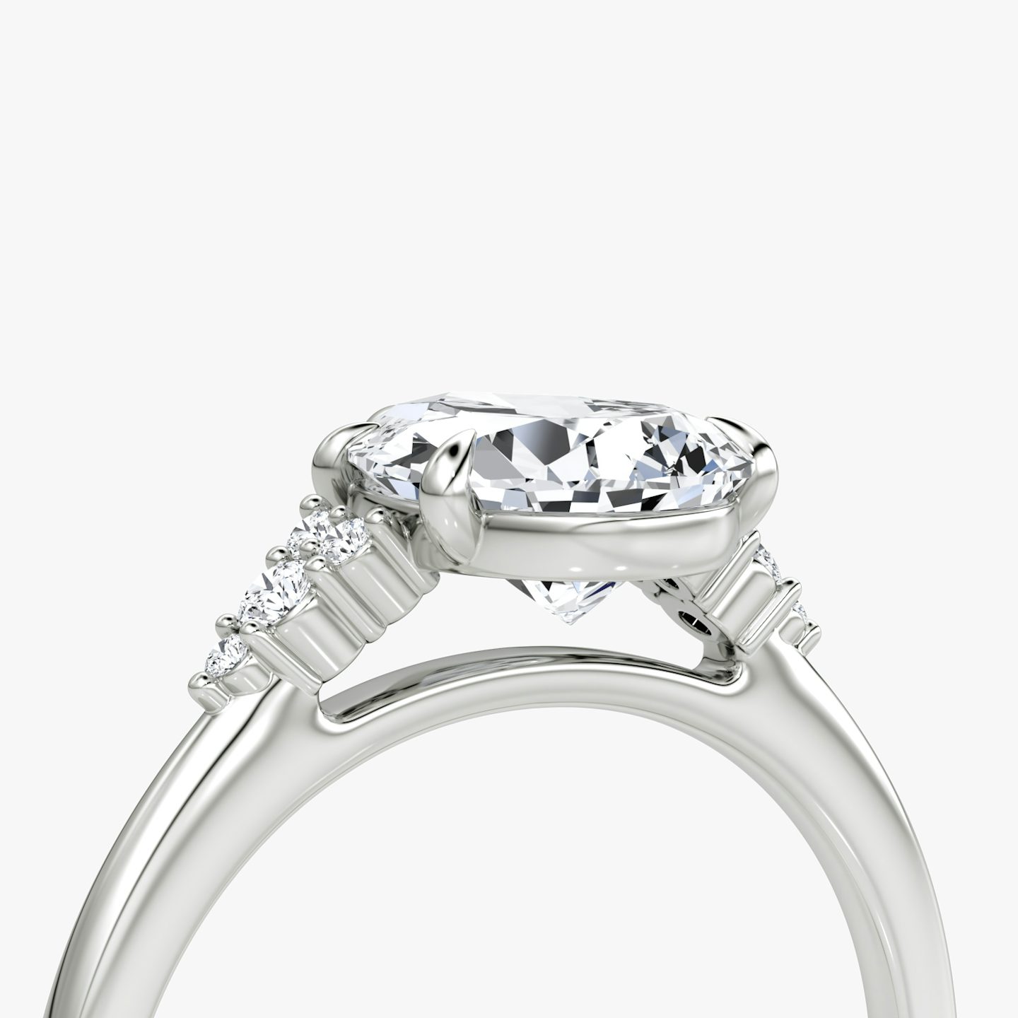 Side Cluster Cathedral | Tropfen | Platin | bandAccent: Ohne Pavé-Besatz | diamondOrientation: vertical | caratWeight: other