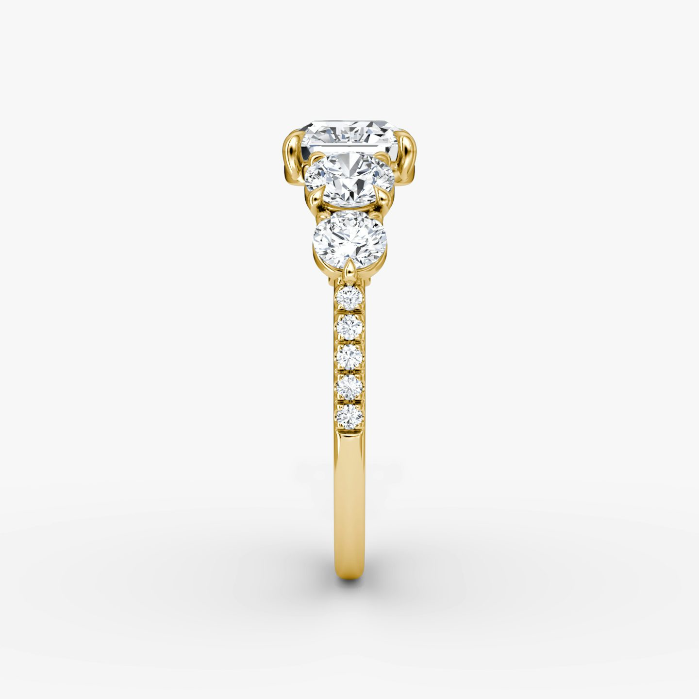 Signature Five Stone | Asscher | 18k | Gelbgold | bandAccent: Mit Pavé-Besatz | diamondOrientation: vertical | caratWeight: other
