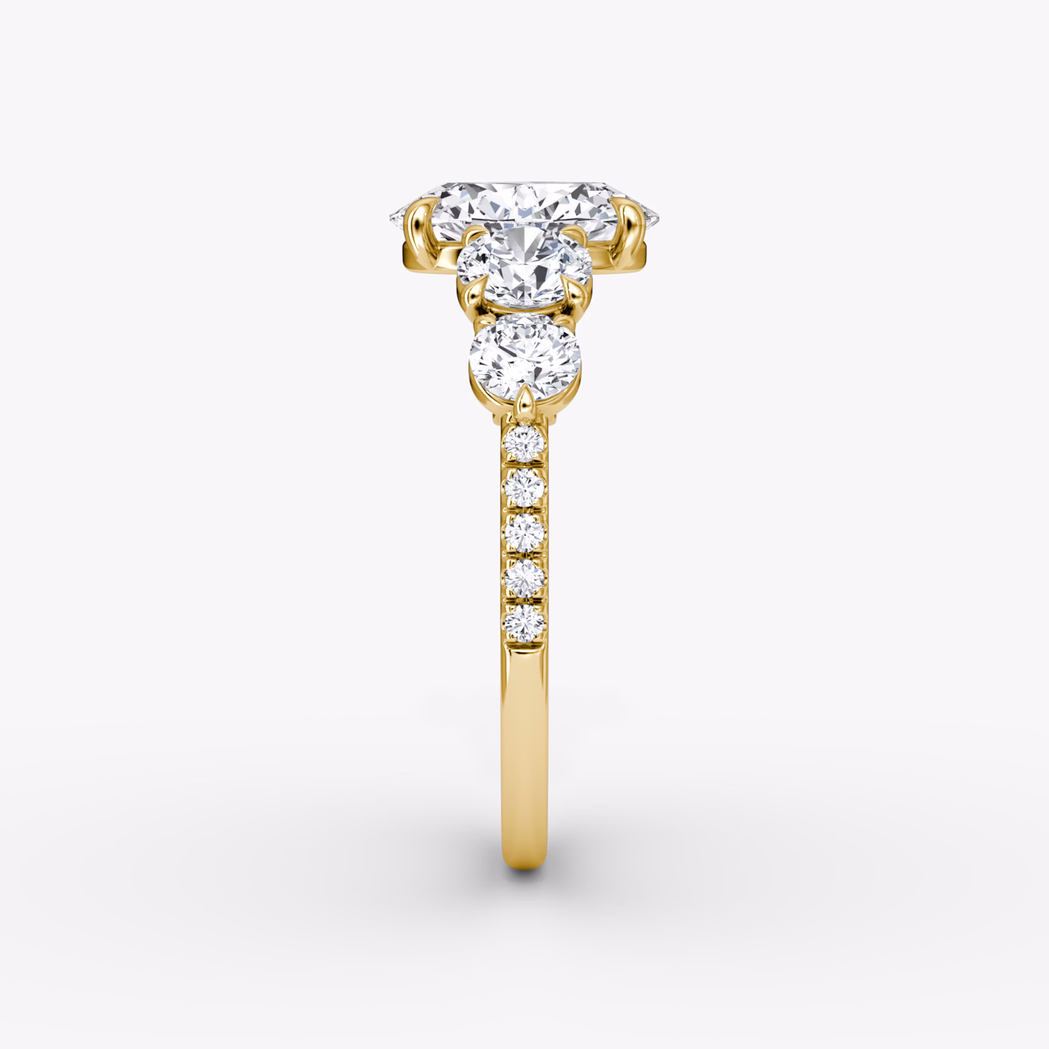 The Signature Five Stone | Oval | 18k | Yellow Gold | bandAccent: Pavé | diamondOrientation: vertical | caratWeight: other