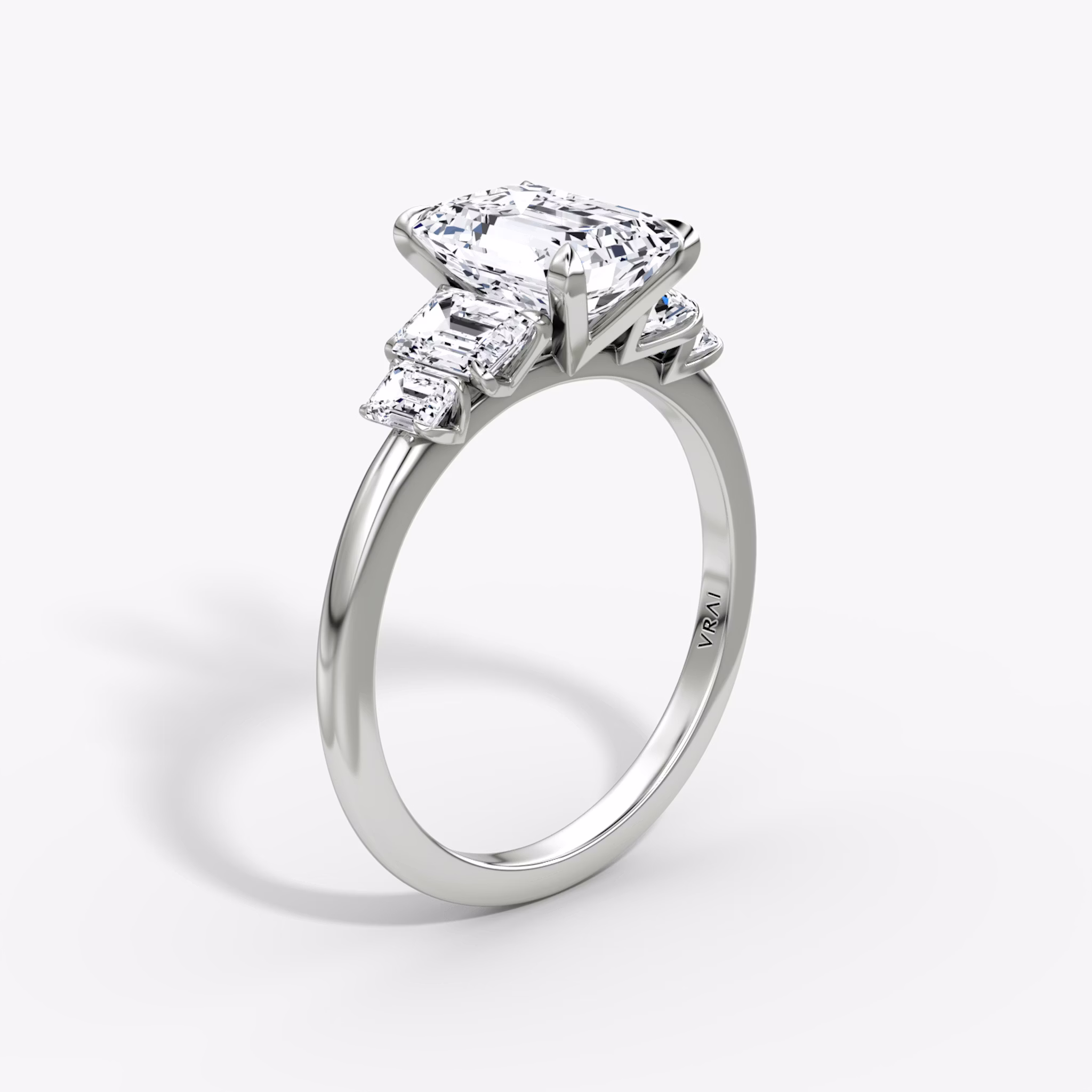 The Statement Five Stone | Emerald | 18k | White Gold | bandAccent: Plain | diamondOrientation: vertical | caratWeight: other