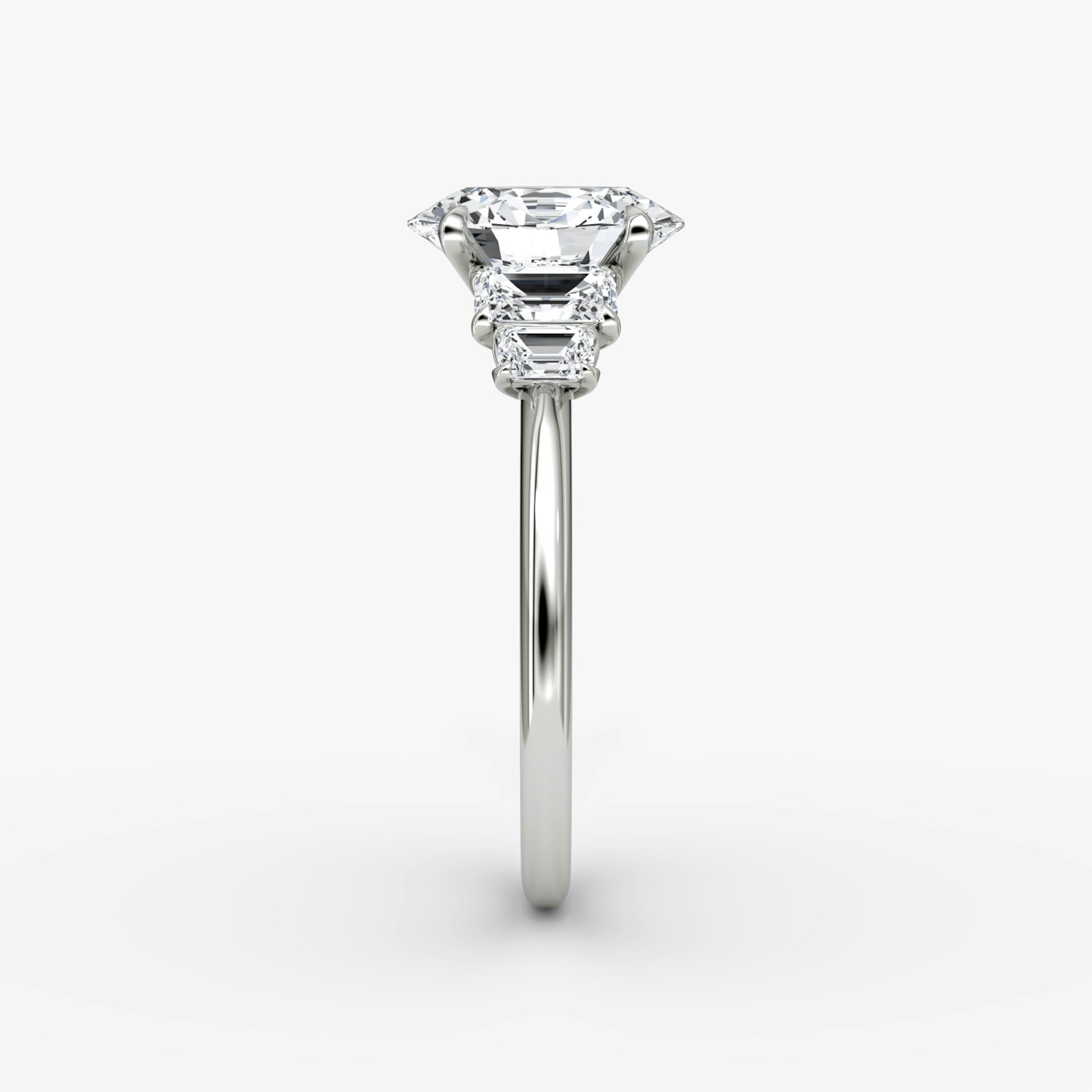 The Statement Five Stone | Oval | 18k | White Gold | bandAccent: Plain | diamondOrientation: vertical | caratWeight: other