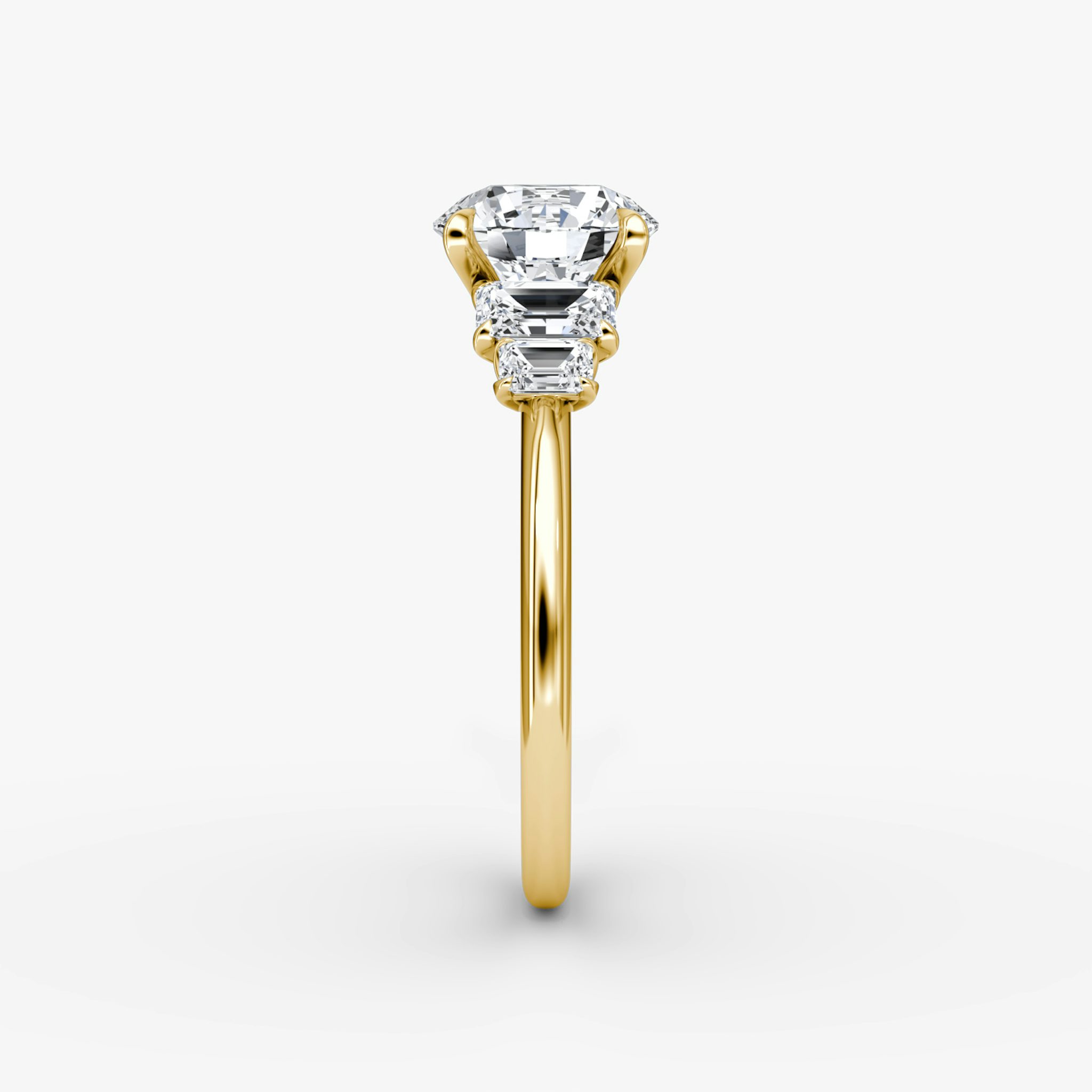 The Statement Five Stone | Round Brilliant | 18k | Yellow Gold | bandAccent: Plain | caratWeight: other | diamondOrientation: vertical
