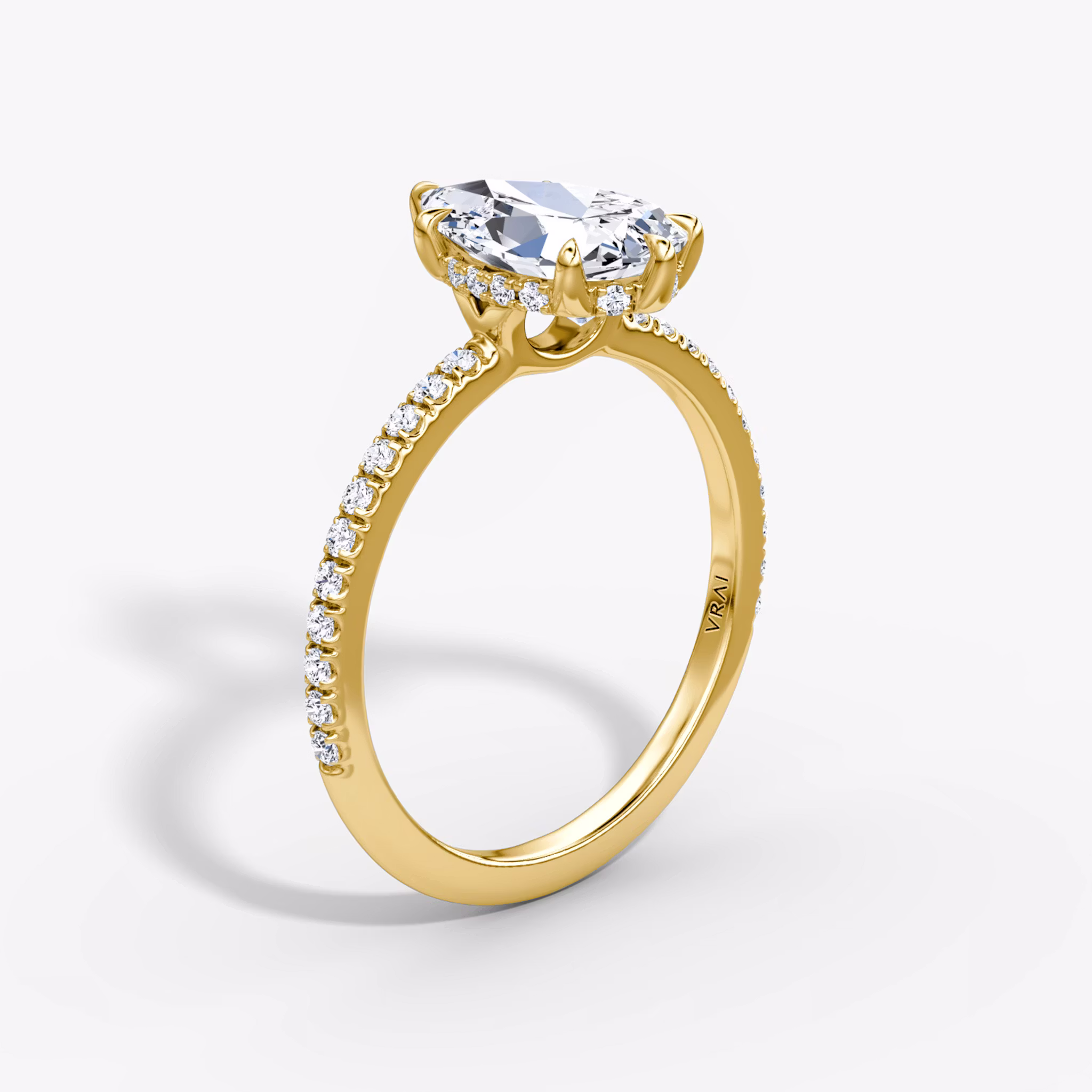 Signature 6 Prong Pear | Yellow Gold