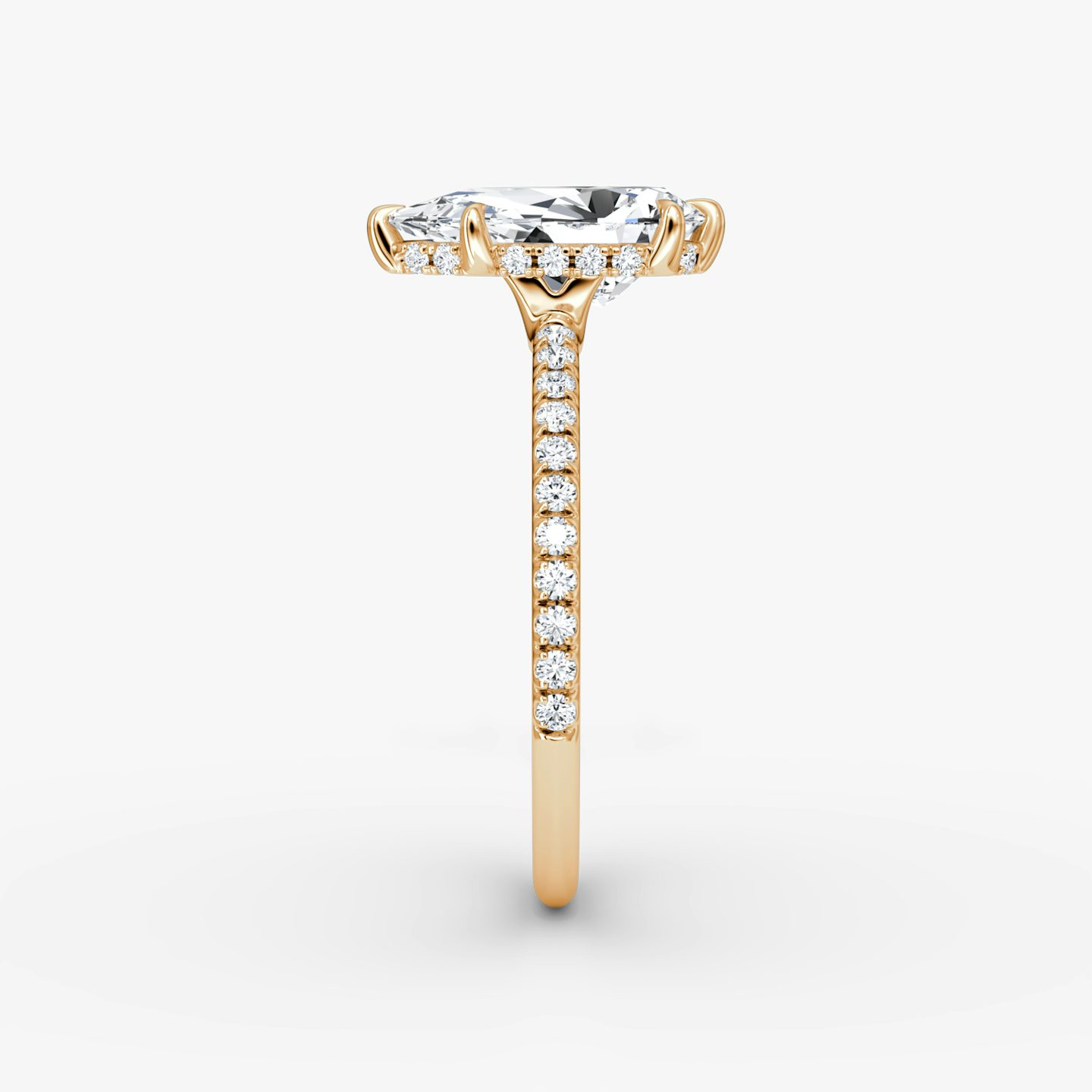 Signature 6 Prong | Tropfen | 14k | Roségold | bandAccent: Mit Pavé-Besatz | bandWidth: standard | hiddenHalo: yes | diamondOrientation: vertical | caratWeight: other