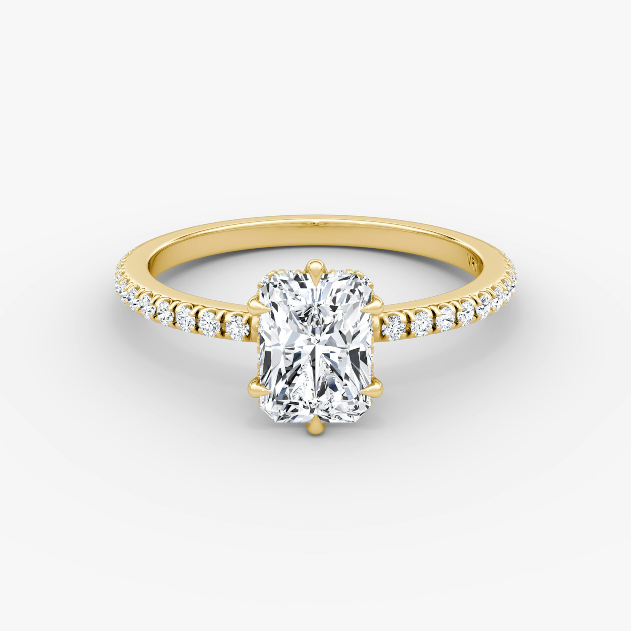 The Signature 6 Prong | Radiant | 18k | Yellow Gold | bandAccent: Pavé | bandWidth: standard | hiddenHalo: yes | diamondOrientation: vertical | caratWeight: other