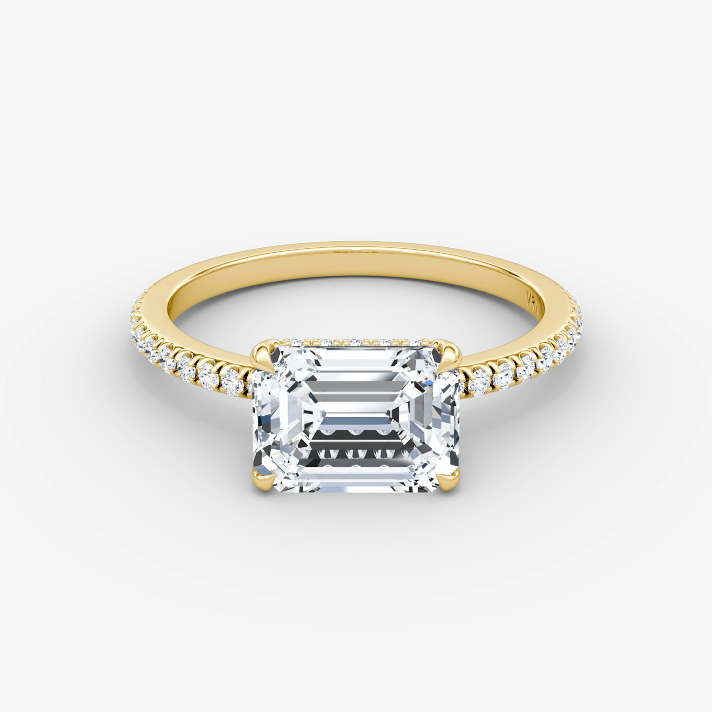 The Signature | Emerald | 18k | Yellow Gold | bandAccent: Pavé | bandWidth: standard | diamondOrientation: horizontal | hiddenHalo: yes | caratWeight: other