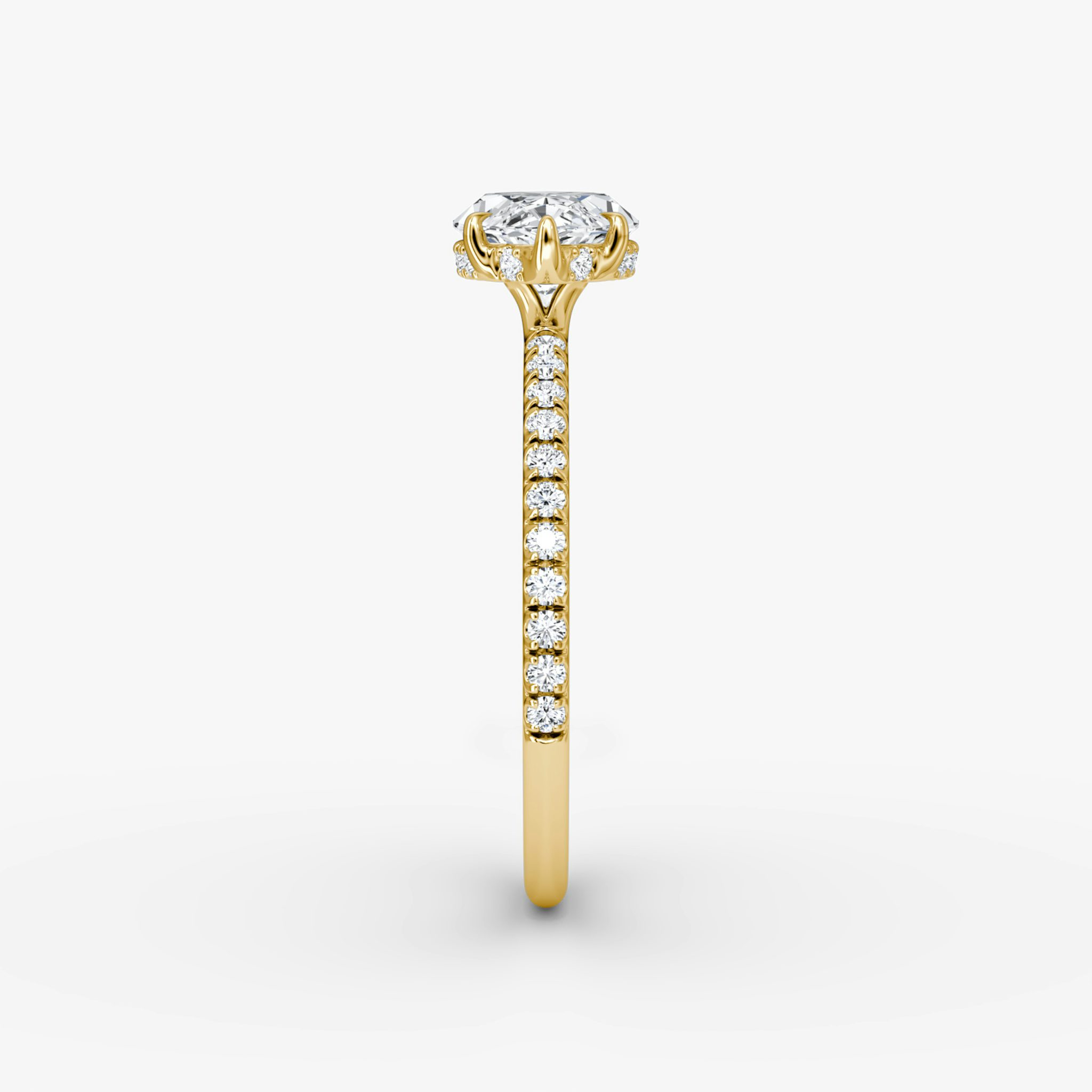 The Signature | Marquise | 18k | Yellow Gold | bandAccent: Pavé | bandWidth: standard | diamondOrientation: horizontal | hiddenHalo: yes | caratWeight: other