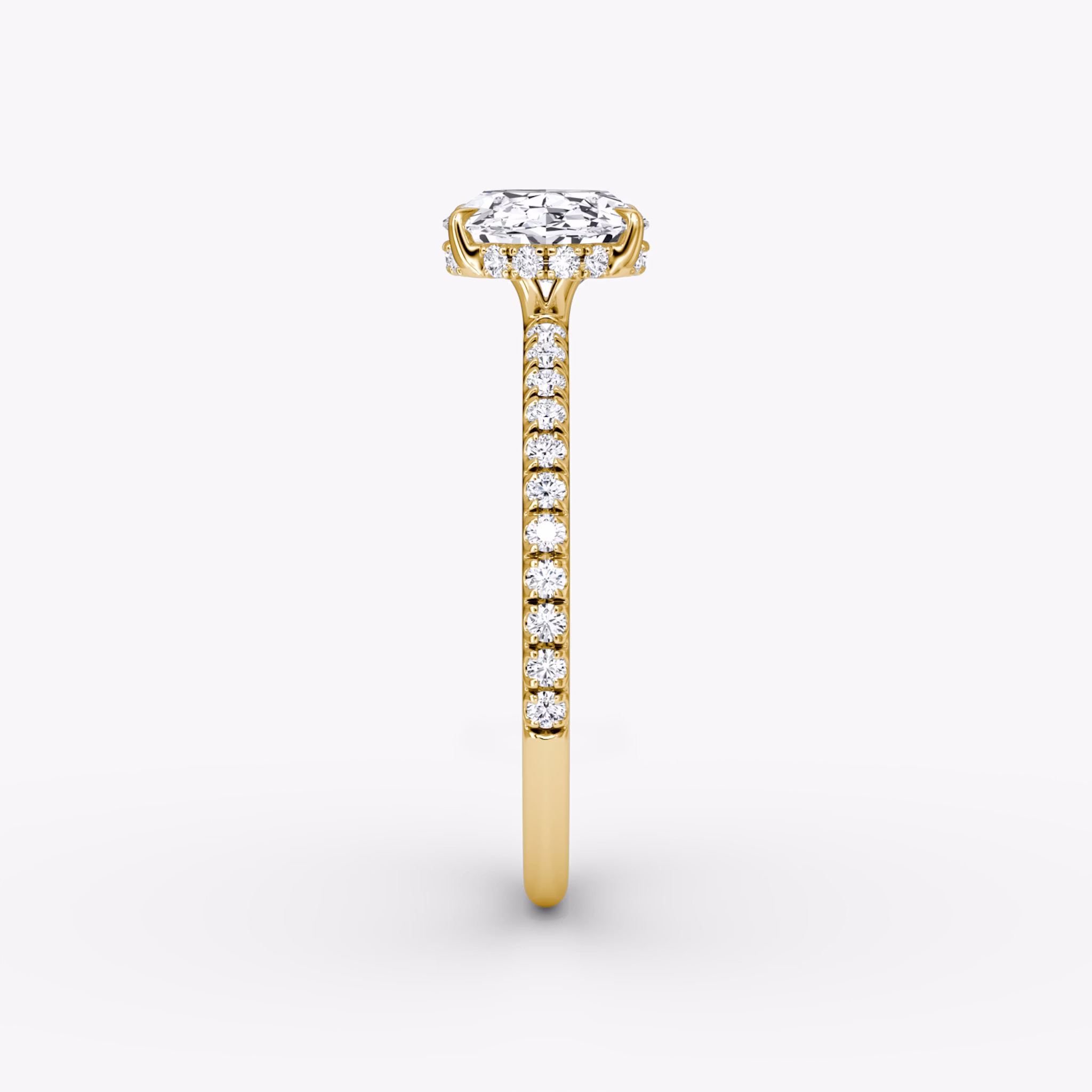 The Signature | Oval | 18k | Yellow Gold | bandAccent: Pavé | bandWidth: standard | diamondOrientation: horizontal | hiddenHalo: yes | caratWeight: other