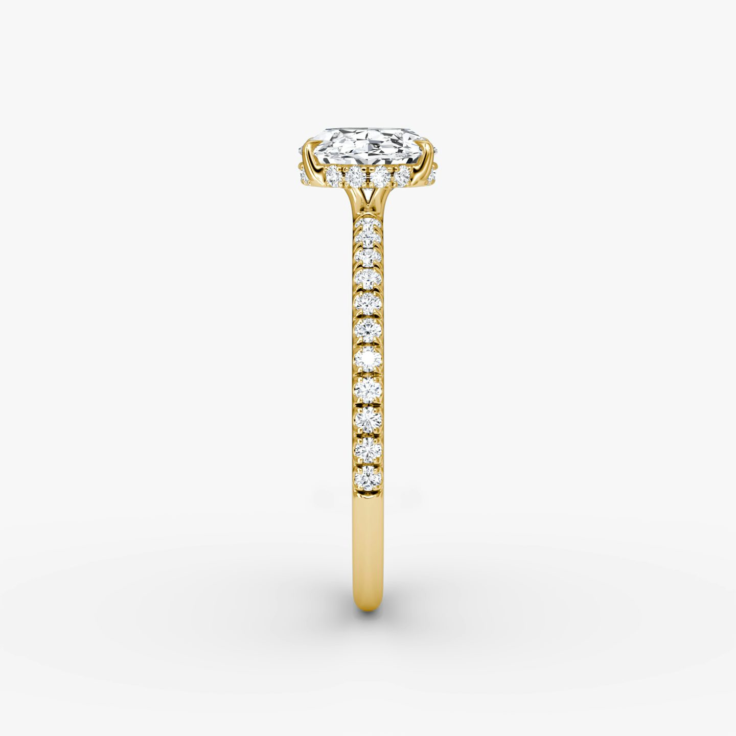 The Signature | Oval | 18k | Yellow Gold | bandAccent: Pavé | bandWidth: standard | diamondOrientation: horizontal | hiddenHalo: yes | caratWeight: other