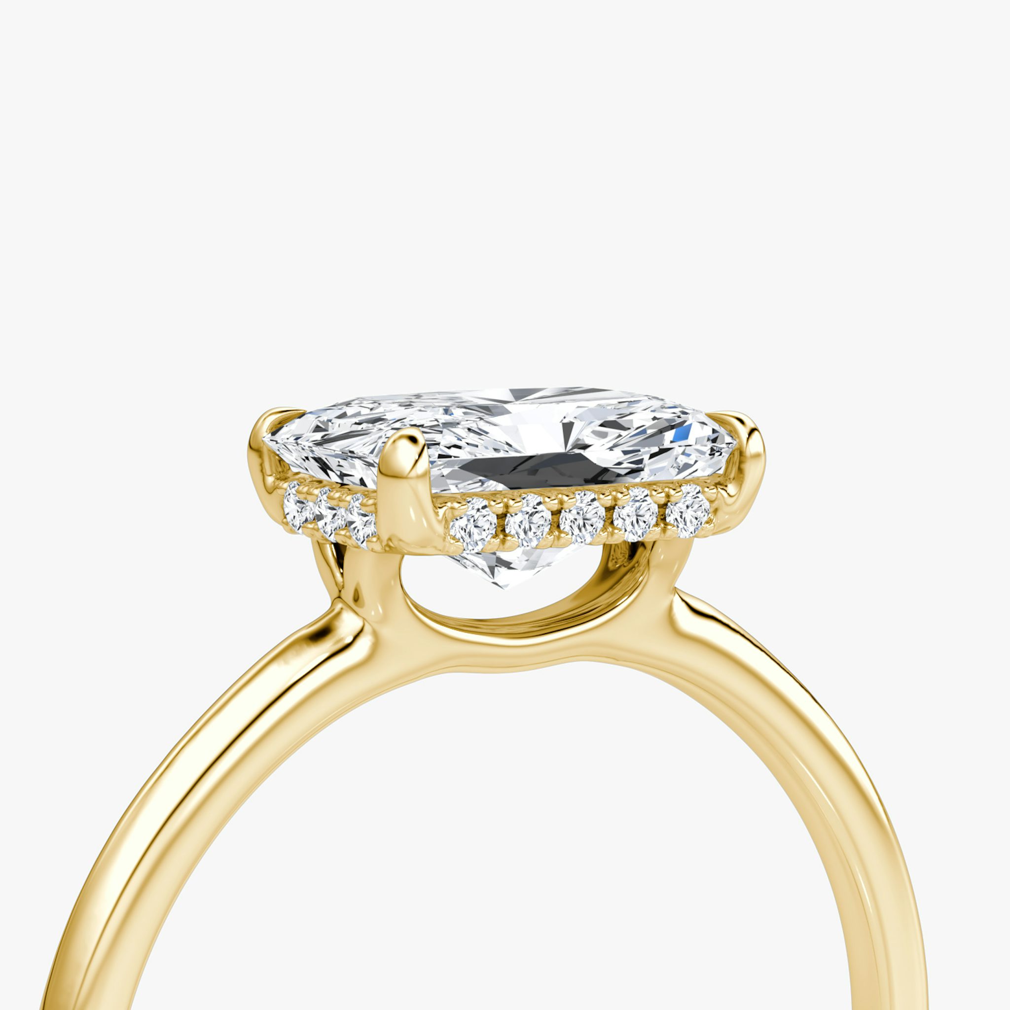 The Signature | Radiant | 18k | Yellow Gold | bandAccent: Plain | bandWidth: standard | diamondOrientation: horizontal | hiddenHalo: yes | caratWeight: other