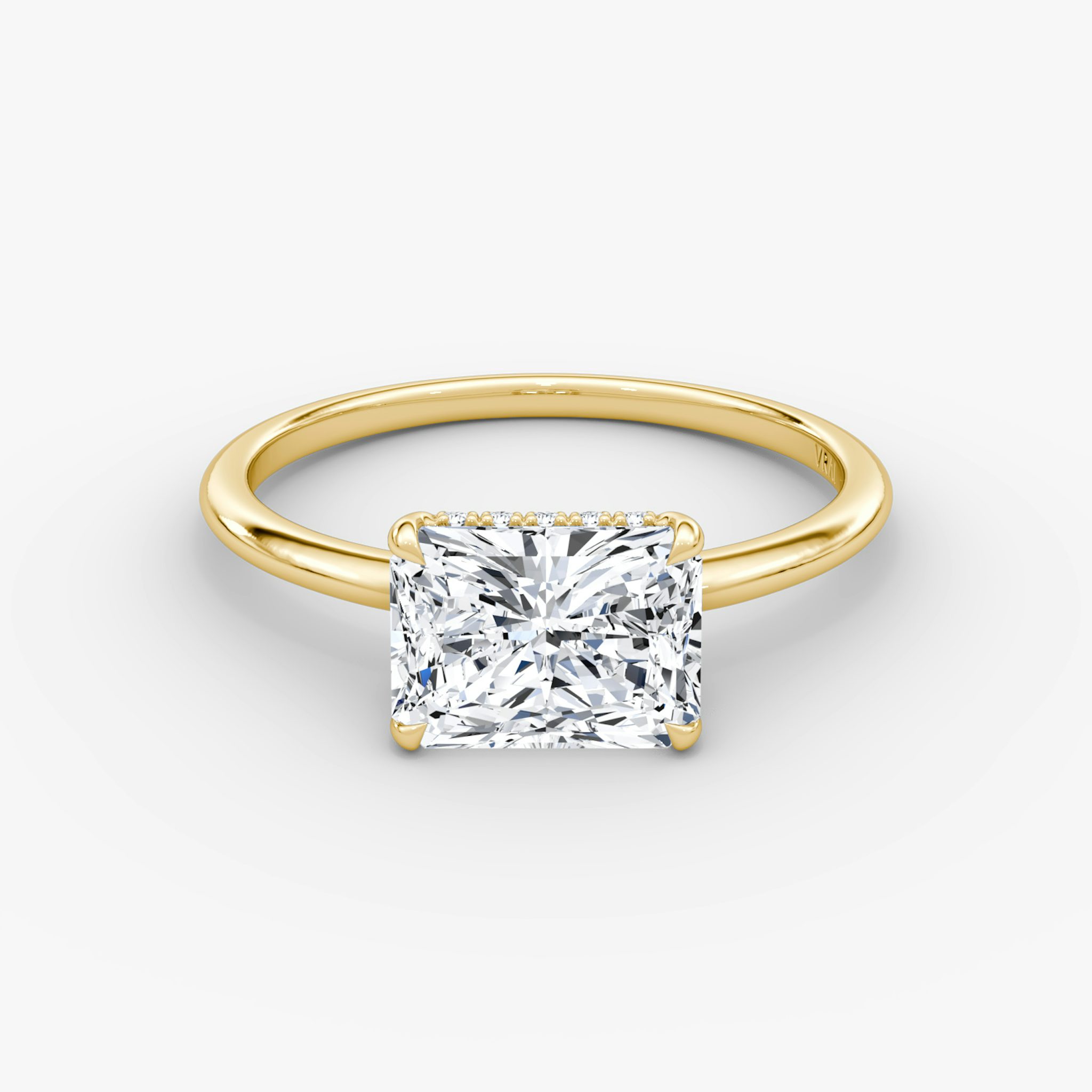 The Signature | Radiant | 18k | Yellow Gold | bandAccent: Plain | bandWidth: standard | diamondOrientation: horizontal | hiddenHalo: yes | caratWeight: other