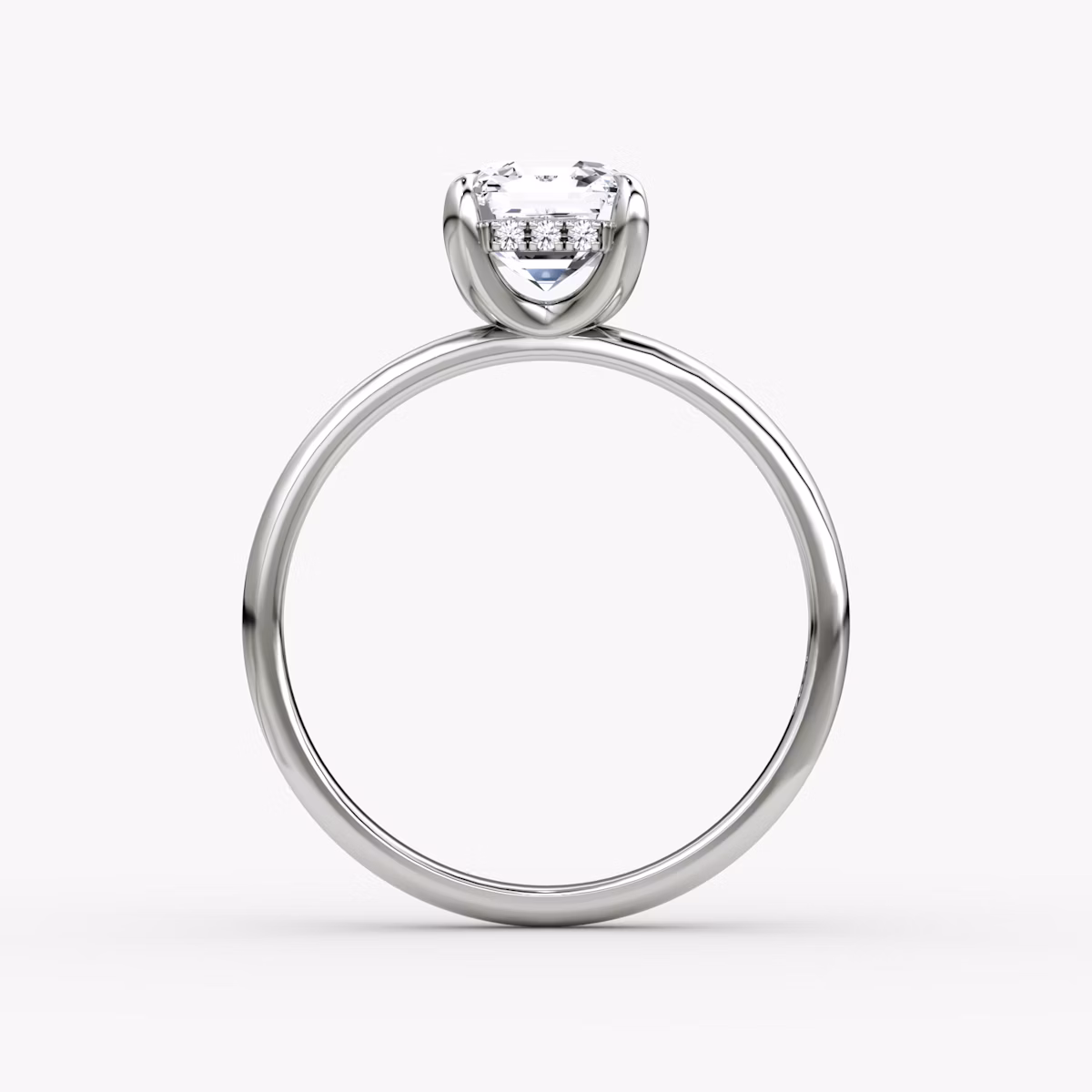 Classic Hidden Halo | Asscher | 18k | Weißgold | bandAccent: Ohne Pavé-Besatz | bandWidth: large | prongStyle: Ohne Pavé-Besatz | diamondOrientation: vertical | caratWeight: other
