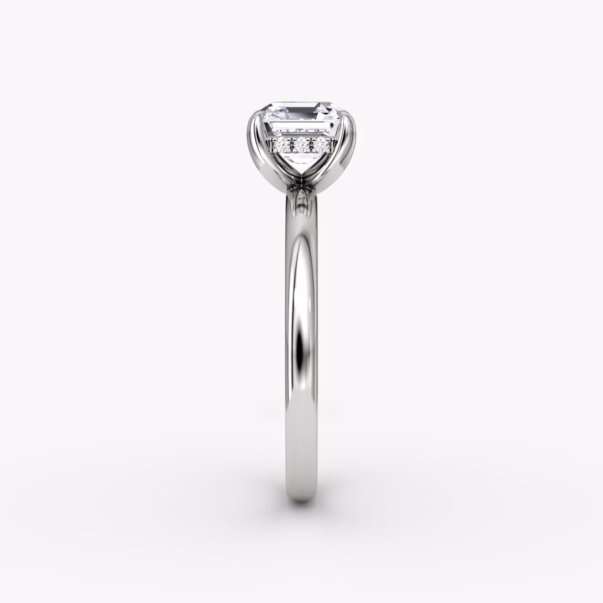 Classic Hidden Halo | Asscher | 18k | Weißgold | bandAccent: Ohne Pavé-Besatz | bandWidth: large | prongStyle: Ohne Pavé-Besatz | diamondOrientation: vertical | caratWeight: other