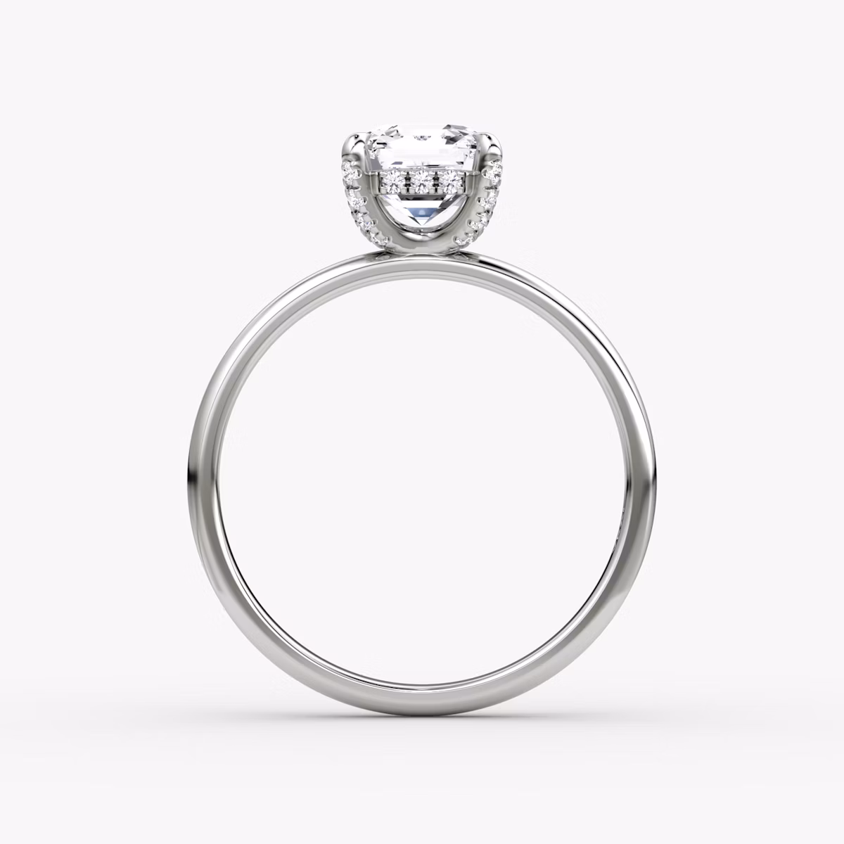 Classic Hidden Halo | Asscher | Platin | bandAccent: Ohne Pavé-Besatz | bandWidth: large | prongStyle: Mit Pavé-Besatz | diamondOrientation: vertical | caratWeight: other