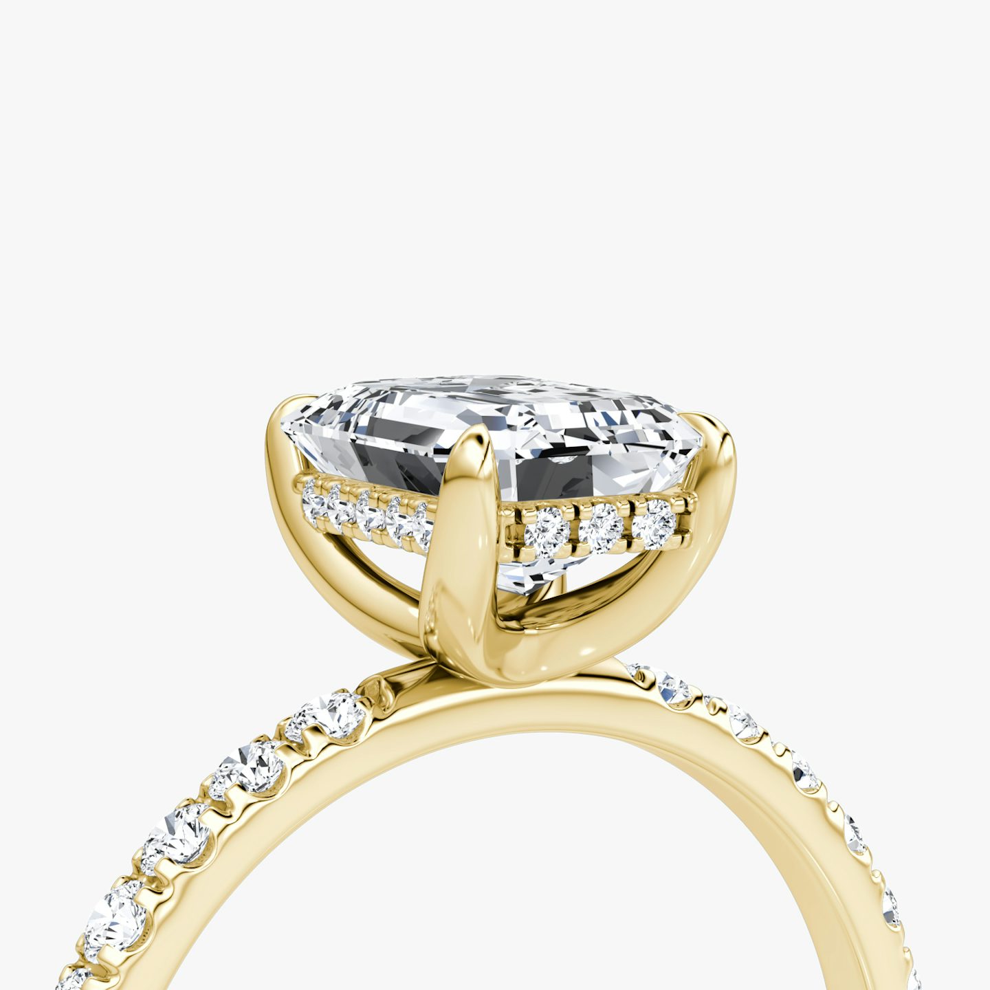 Classic Hidden Halo | Emerald | 18k | Gelbgold | bandAccent: Mit Pavé-Besatz | bandWidth: large | prongStyle: Ohne Pavé-Besatz | diamondOrientation: vertical | caratWeight: other