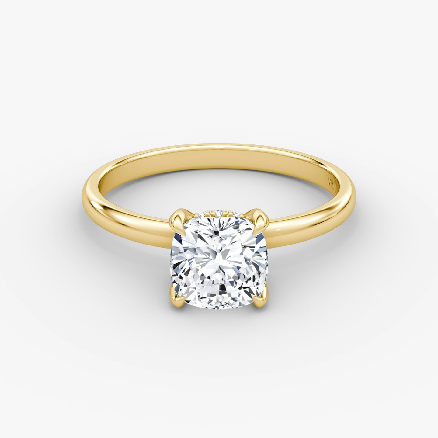 Classic Hidden Halo | Cushion | 18k | Gelbgold | bandAccent: Ohne Pavé-Besatz | bandWidth: large | prongStyle: Ohne Pavé-Besatz | diamondOrientation: vertical | caratWeight: other