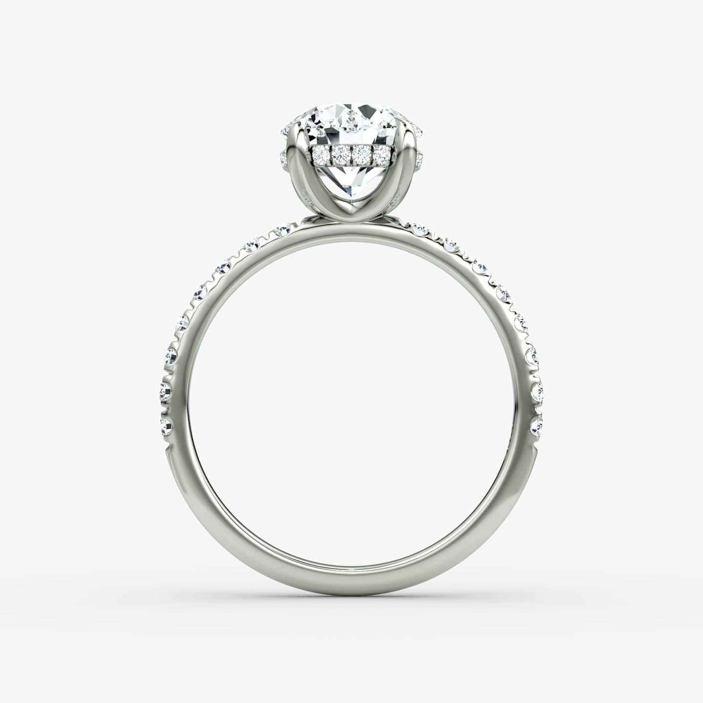 Anillo de compromiso Classic Hidden Halo | Brillante | 18k | Oro blanco | bandAccent: Pavé | bandWidth: large | caratWeight: 1.5ct | prongStyle: Simple | diamondOrientation: vertical