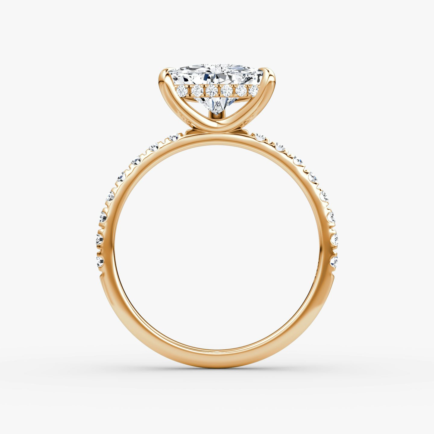 Anillo de compromiso Classic Hidden Halo | Trillón | 14k | Oro rosa | bandAccent: Pavé | bandWidth: large | prongStyle: Simple | diamondOrientation: vertical | caratWeight: other