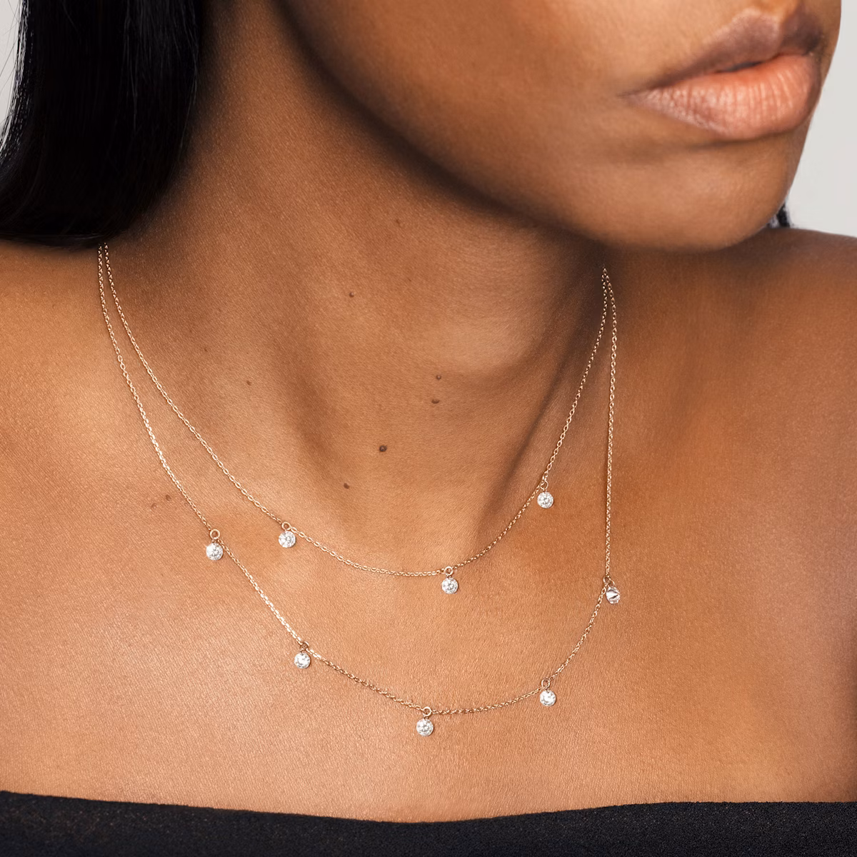 Floating Station Necklace | Round Brilliant | 14k | White Gold | diamondCount: 3 | diamondSize: original | chainLength: 16-18