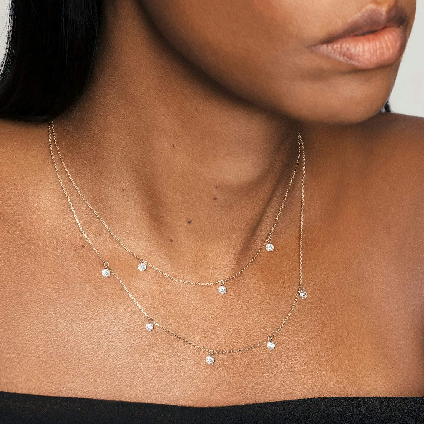 Floating Station Necklace | Round Brilliant | 14k | White Gold | diamondCount: 3 | diamondSize: original | chainLength: 16-18