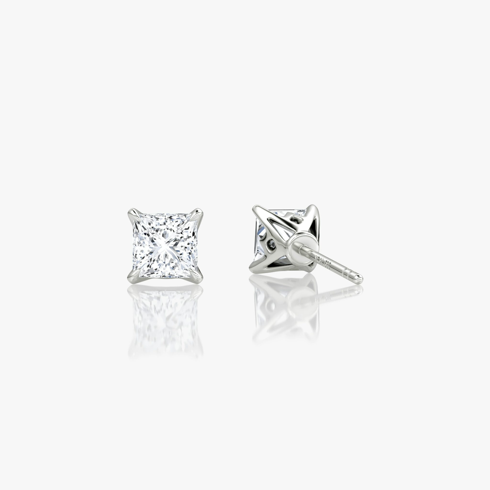 VRAI Martini Stud | Princess | 14k | White Gold | caratWeight: 0.50ct