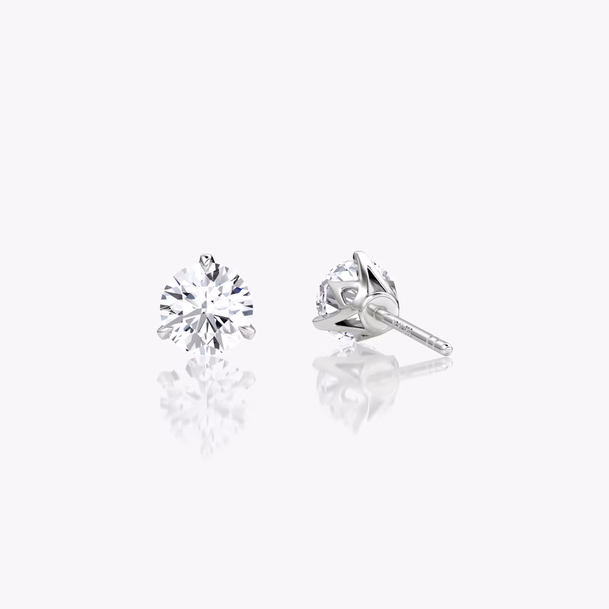 VRAI Martini Stud | Round Brilliant | 14k | White Gold | caratWeight: 0.25ct