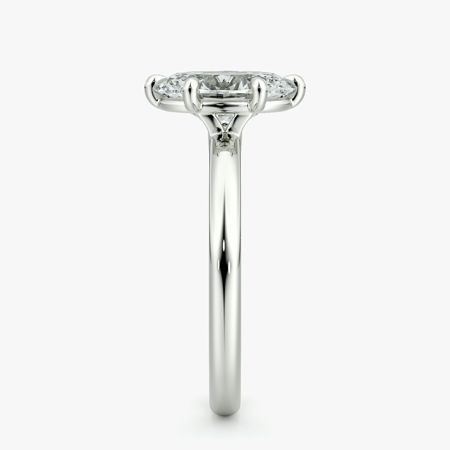 The Signature 6 Prong | Oval | Platinum | bandAccent: Plain | bandWidth: large | hiddenHalo: no | diamondOrientation: vertical | caratWeight: other