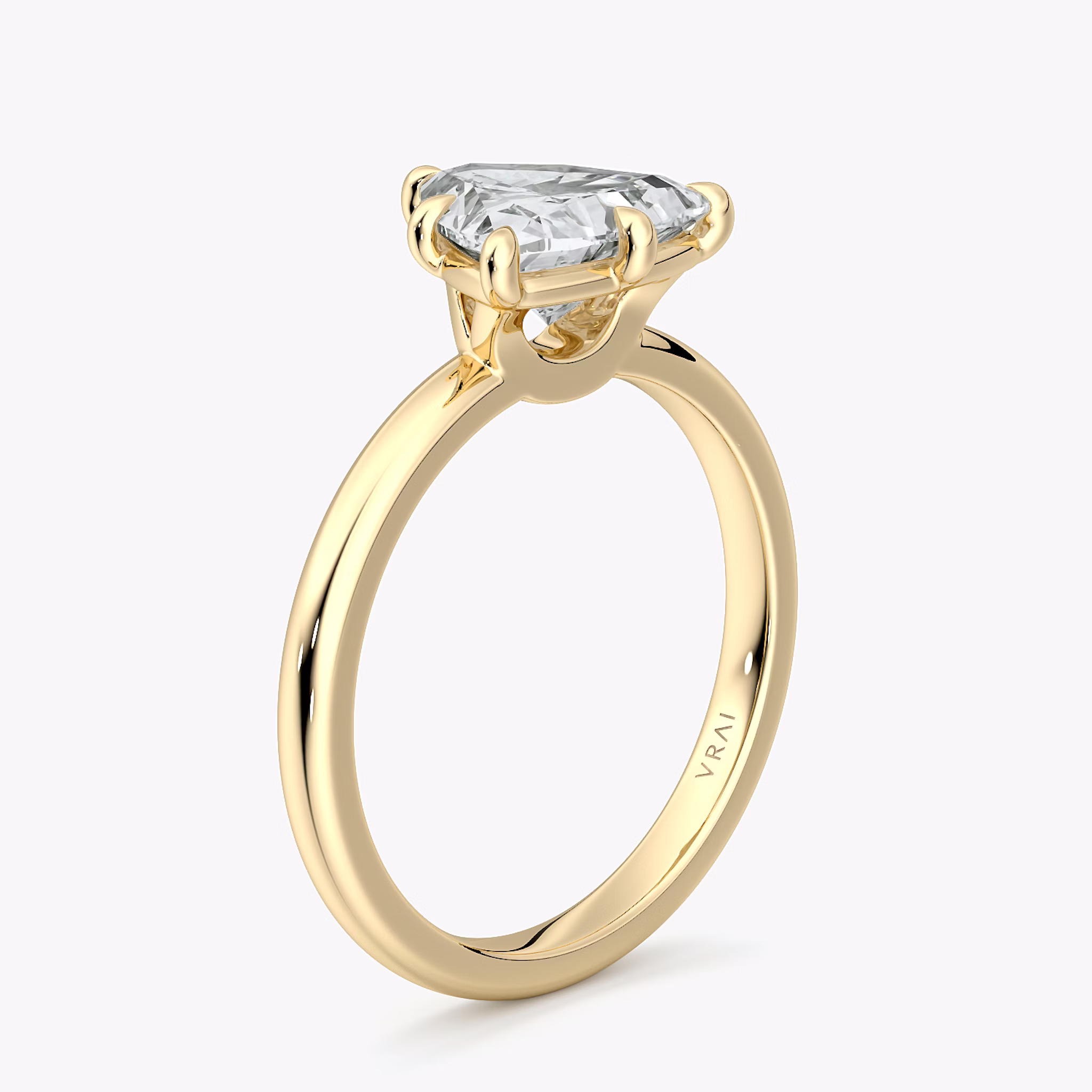 The Signature 6 Prong | Trillion | 18k | Yellow Gold | bandAccent: Plain | bandWidth: large | hiddenHalo: no | diamondOrientation: vertical | caratWeight: other