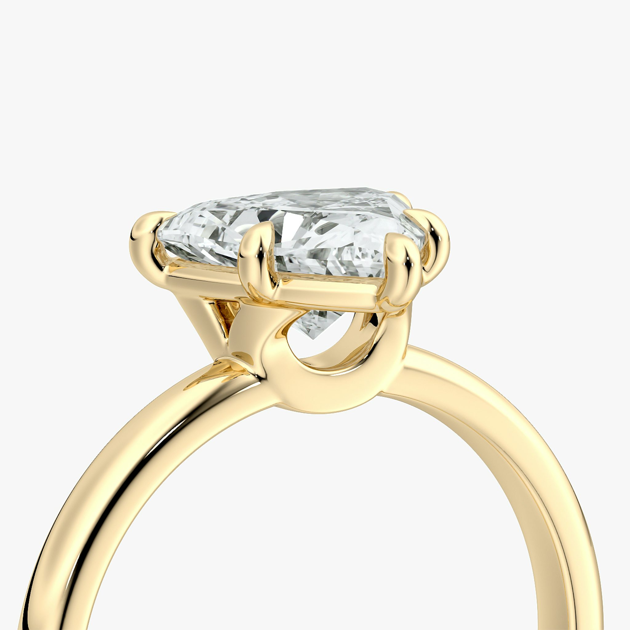 The Signature 6 Prong | Trillion | 18k | Yellow Gold | bandAccent: Plain | bandWidth: large | hiddenHalo: no | diamondOrientation: vertical | caratWeight: other