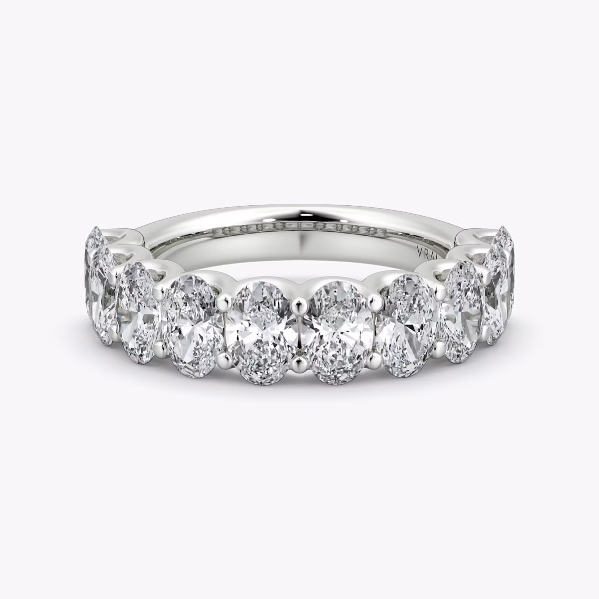 Anillo Eternity | Oval | 18k | Oro blanco | bandStyle: half | caratWeight: 2.5ct